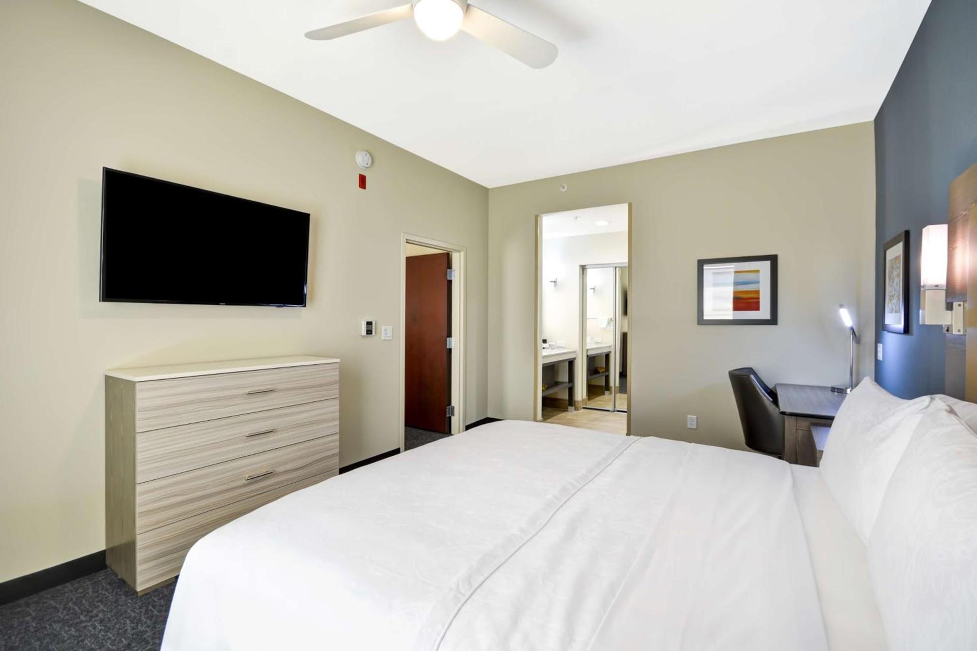 Homewood Suites by Hilton Orlando Theme Parks photo 24