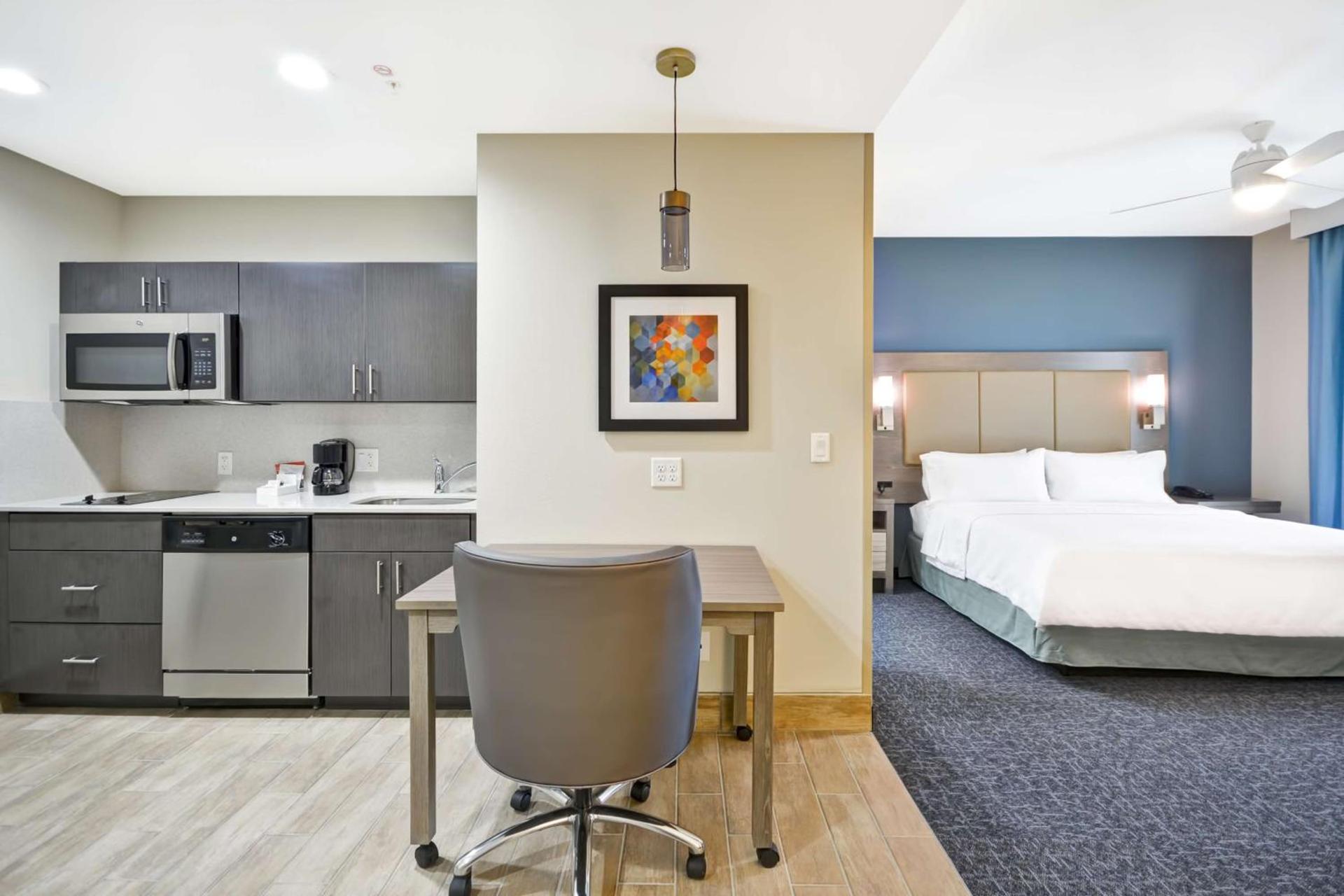 Homewood Suites by Hilton Orlando Theme Parks photo 26