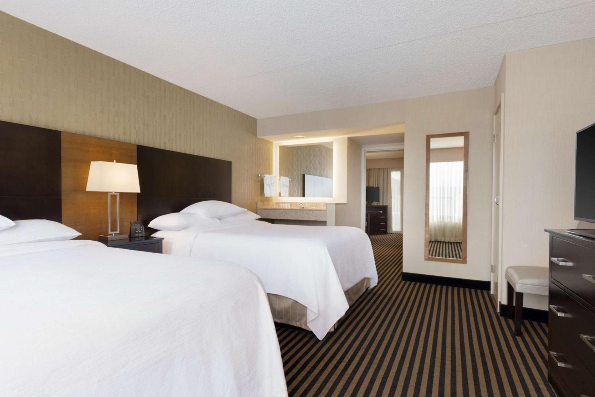 Embassy Suites by Hilton Piscataway Somerset photo 14