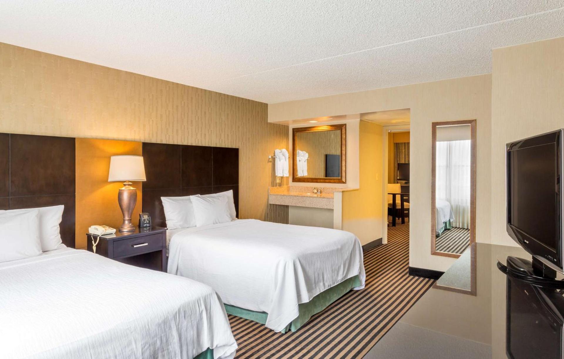Embassy Suites by Hilton Piscataway Somerset photo 27