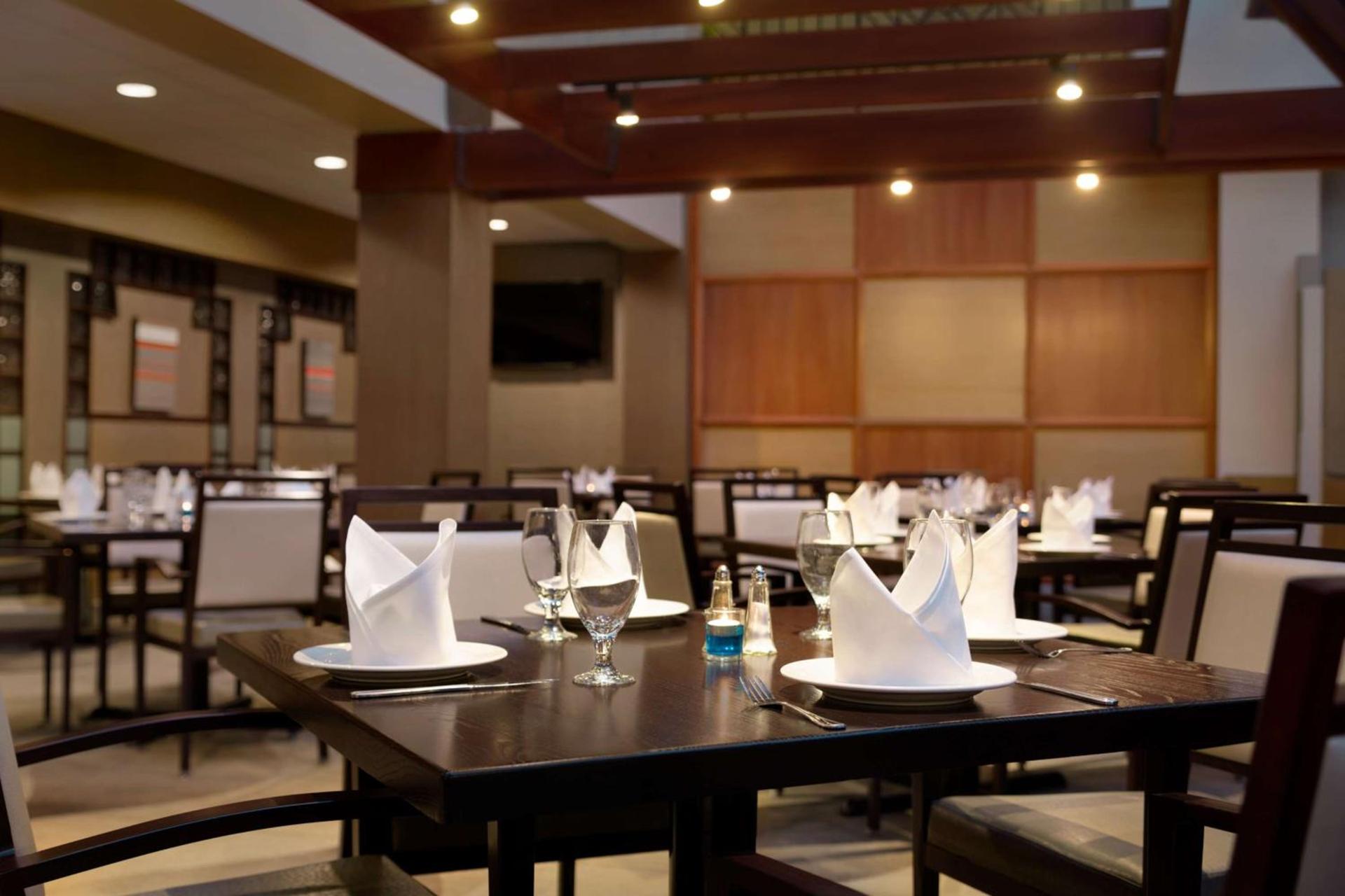 Embassy Suites by Hilton Piscataway Somerset photo 36