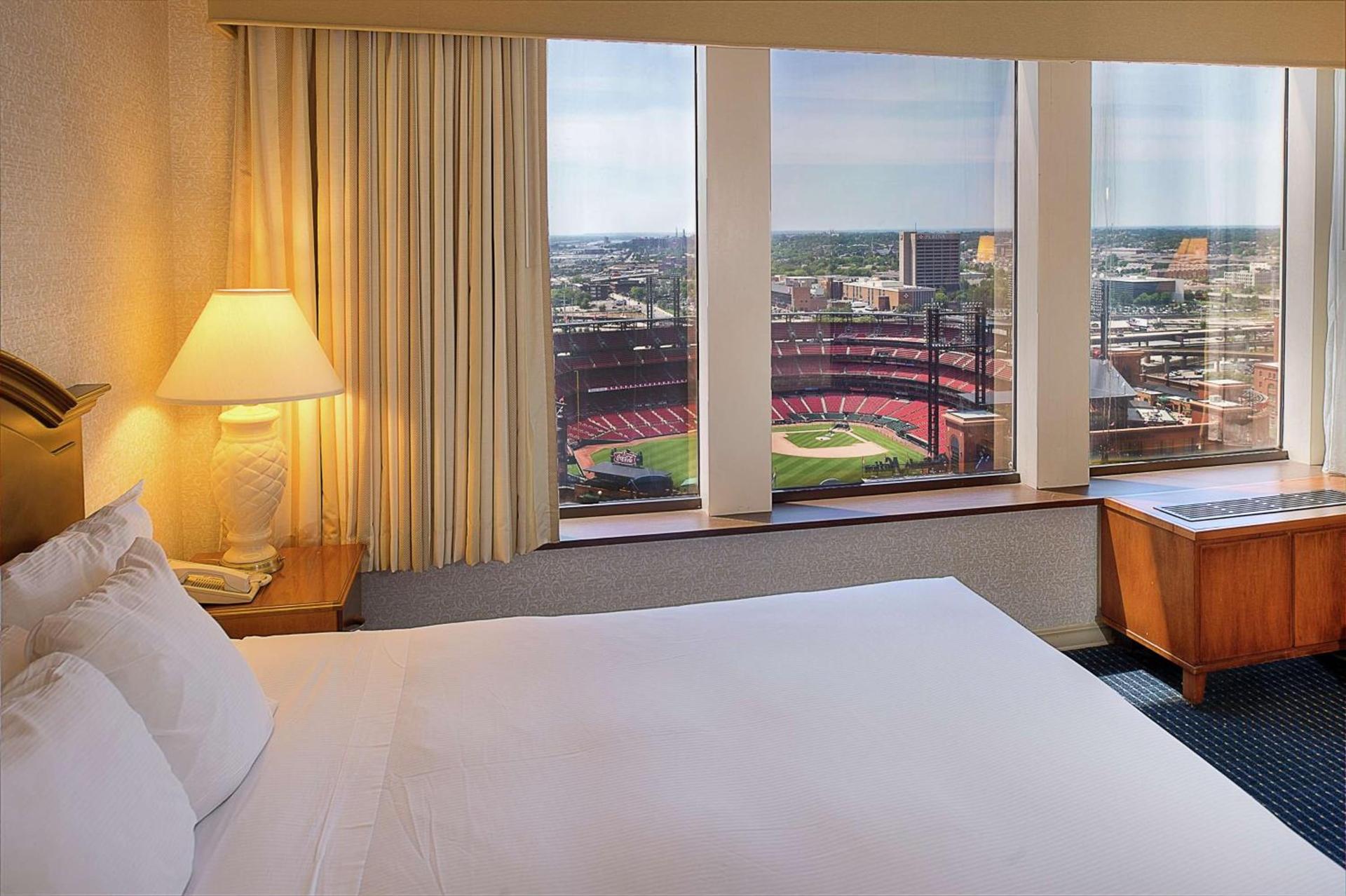 Hilton St. Louis at the Ballpark photo 22