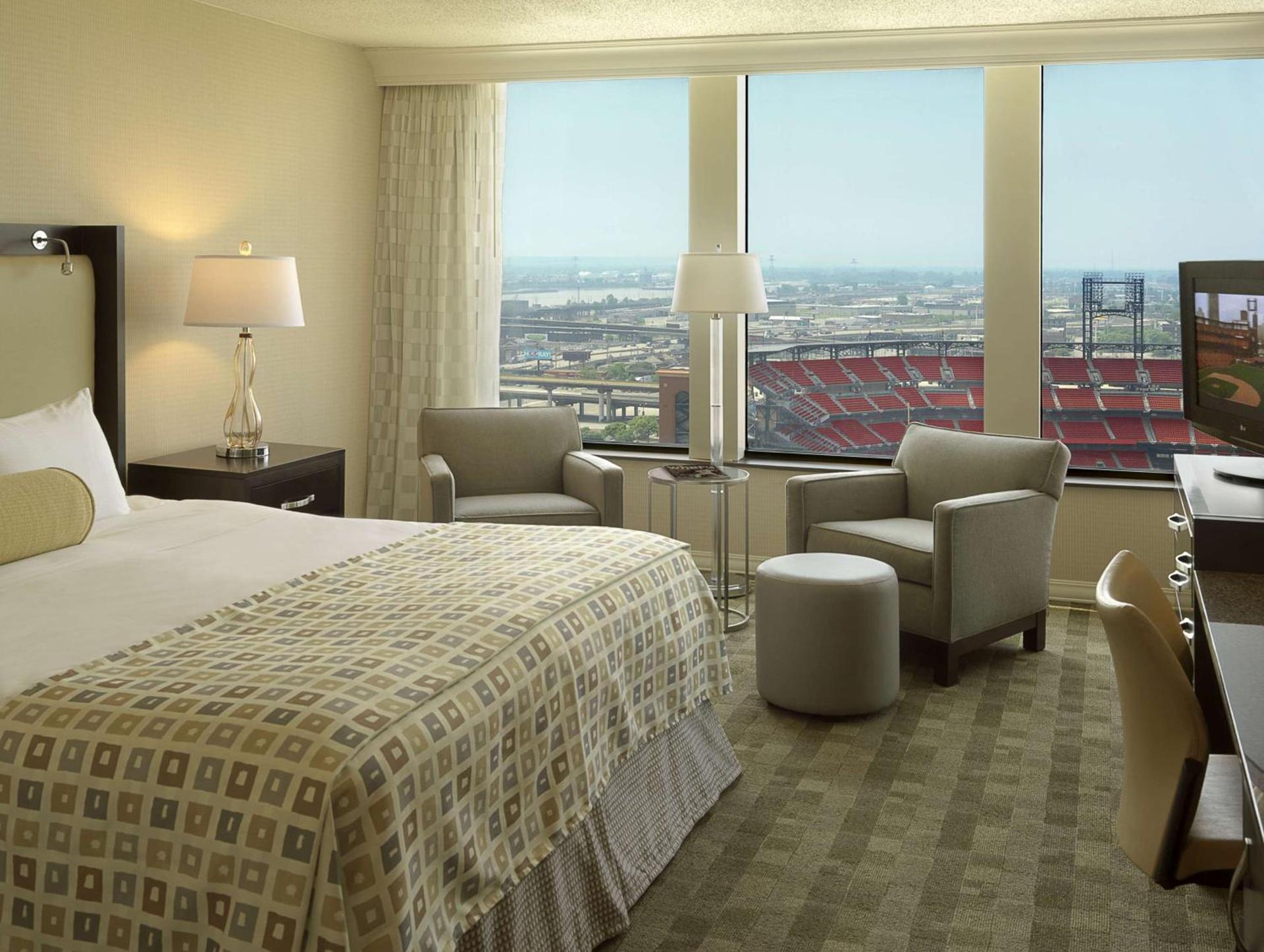 Hilton St. Louis at the Ballpark photo 34
