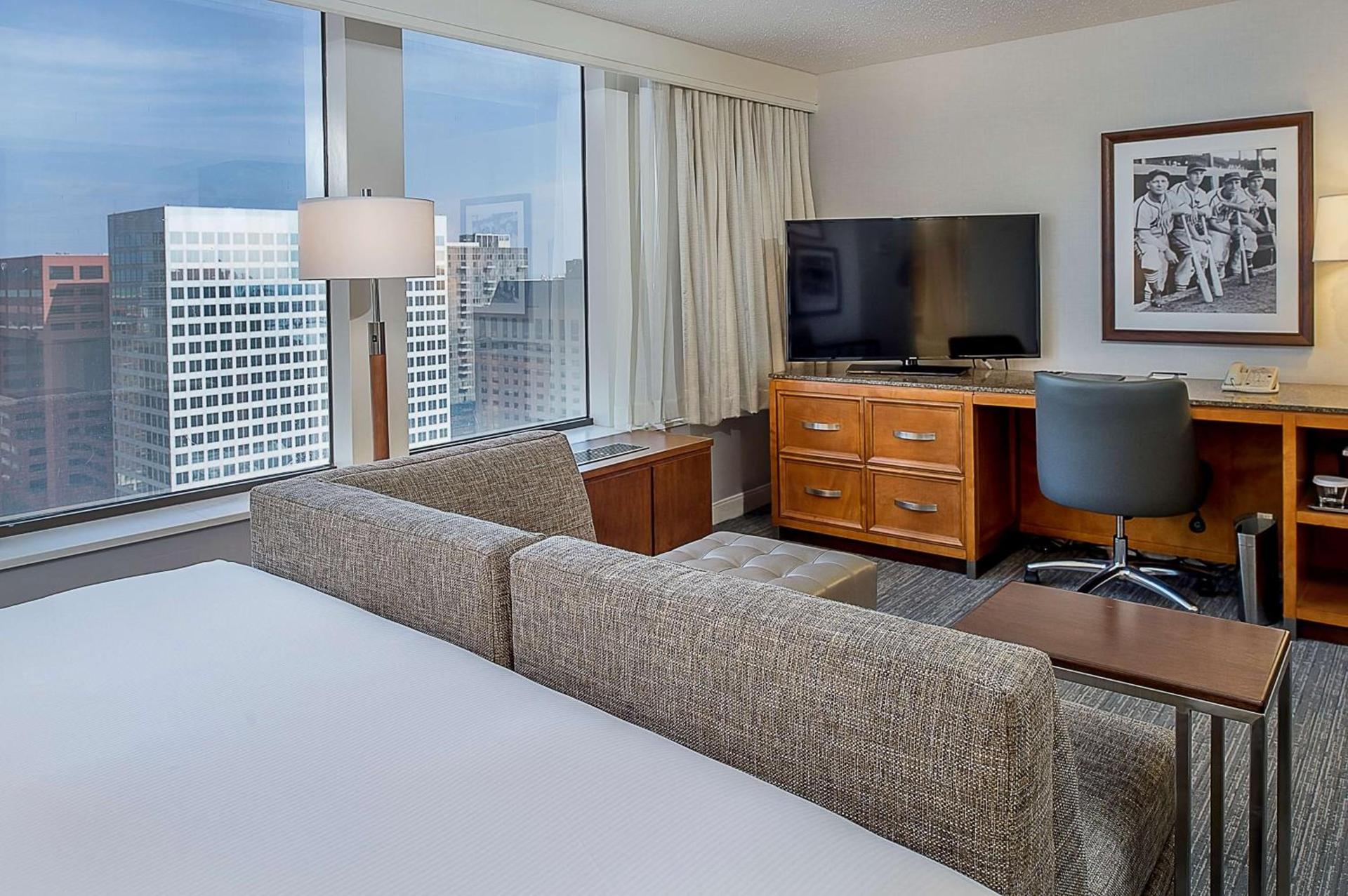 Hilton St. Louis at the Ballpark photo 38