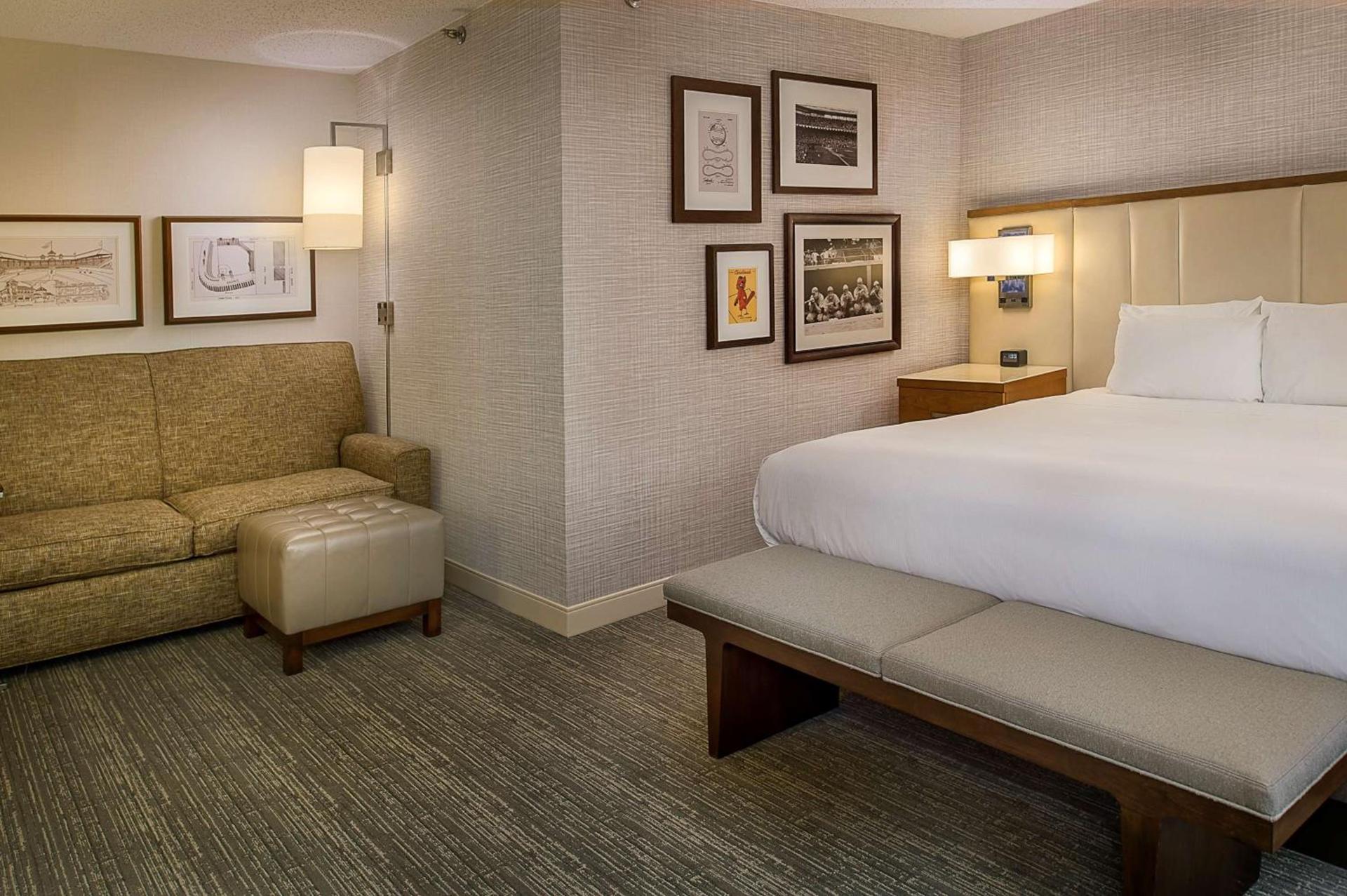 Hilton St. Louis at the Ballpark photo 46