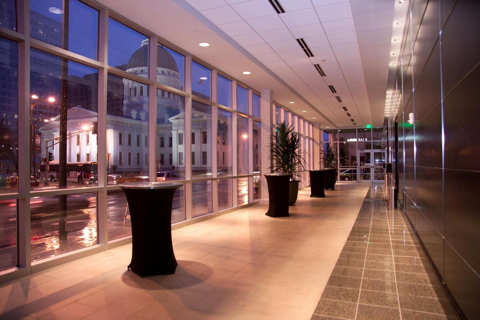 Hilton St. Louis at the Ballpark photo 67