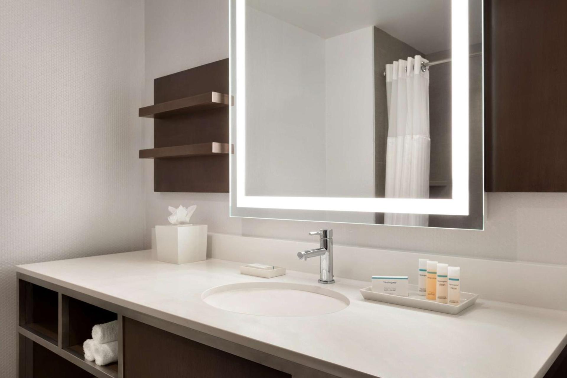 Hilton Garden Inn Lompoc, Ca photo 19