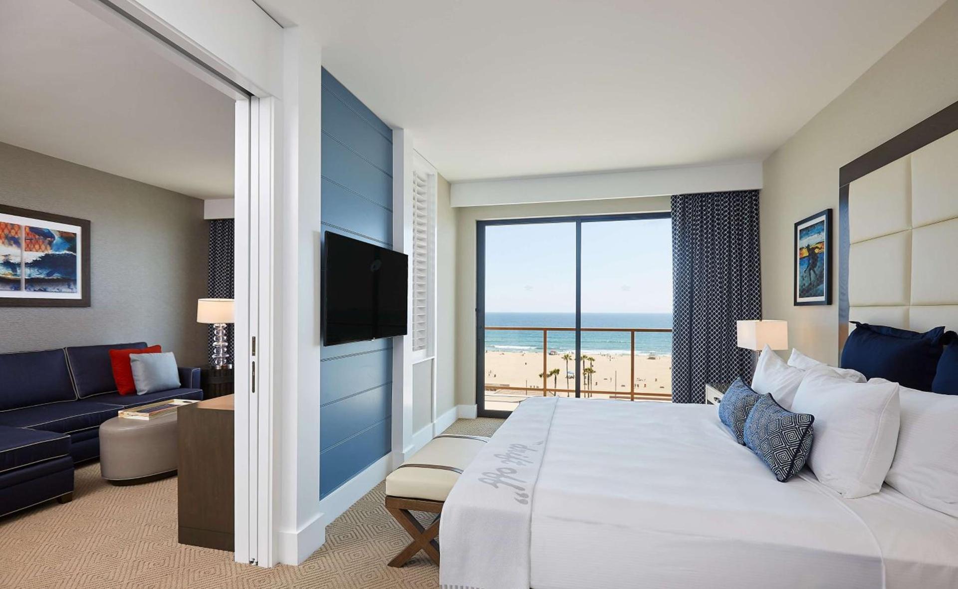 The Waterfront Beach Resort, A Hilton Hotel photo 49