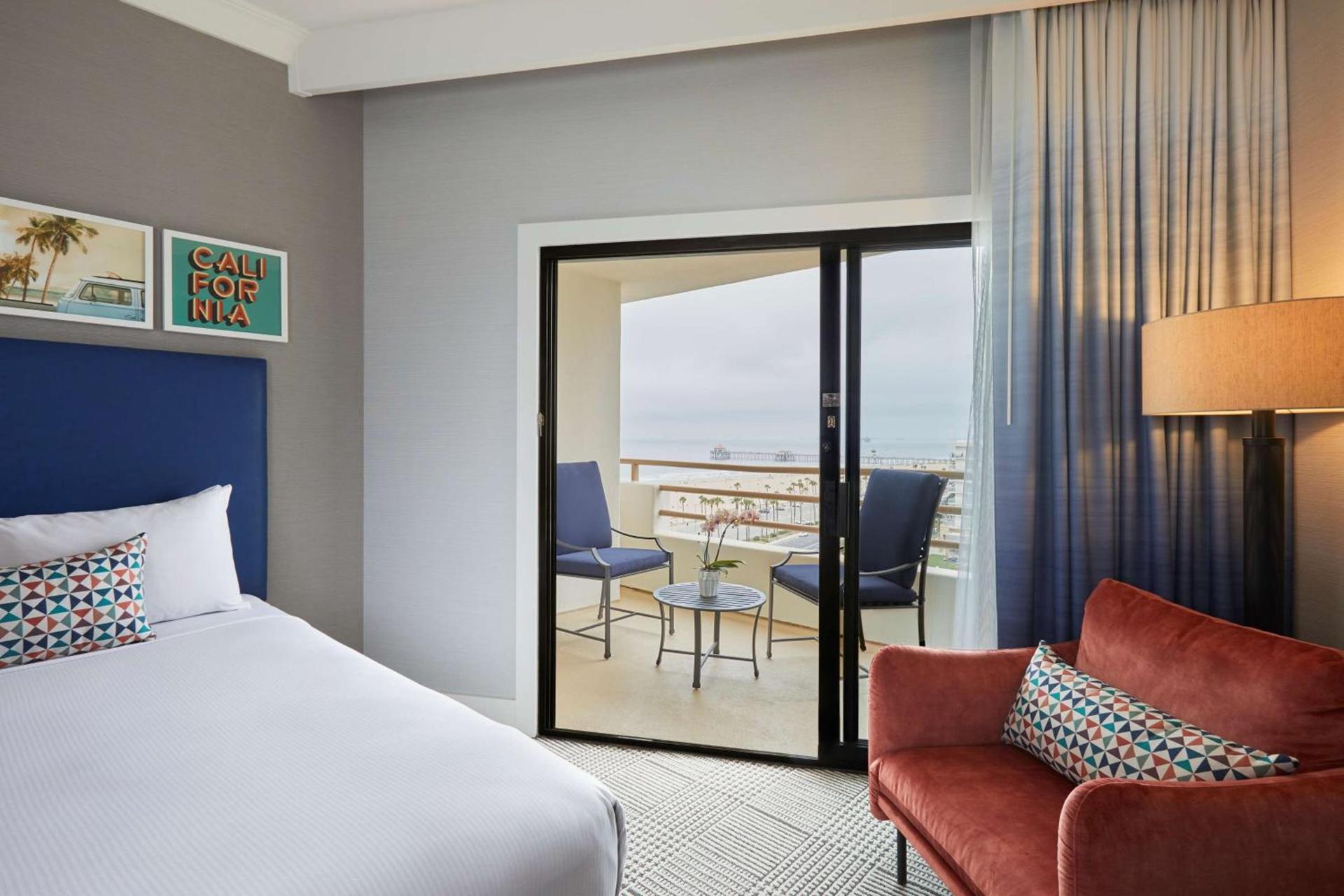The Waterfront Beach Resort, A Hilton Hotel photo 62