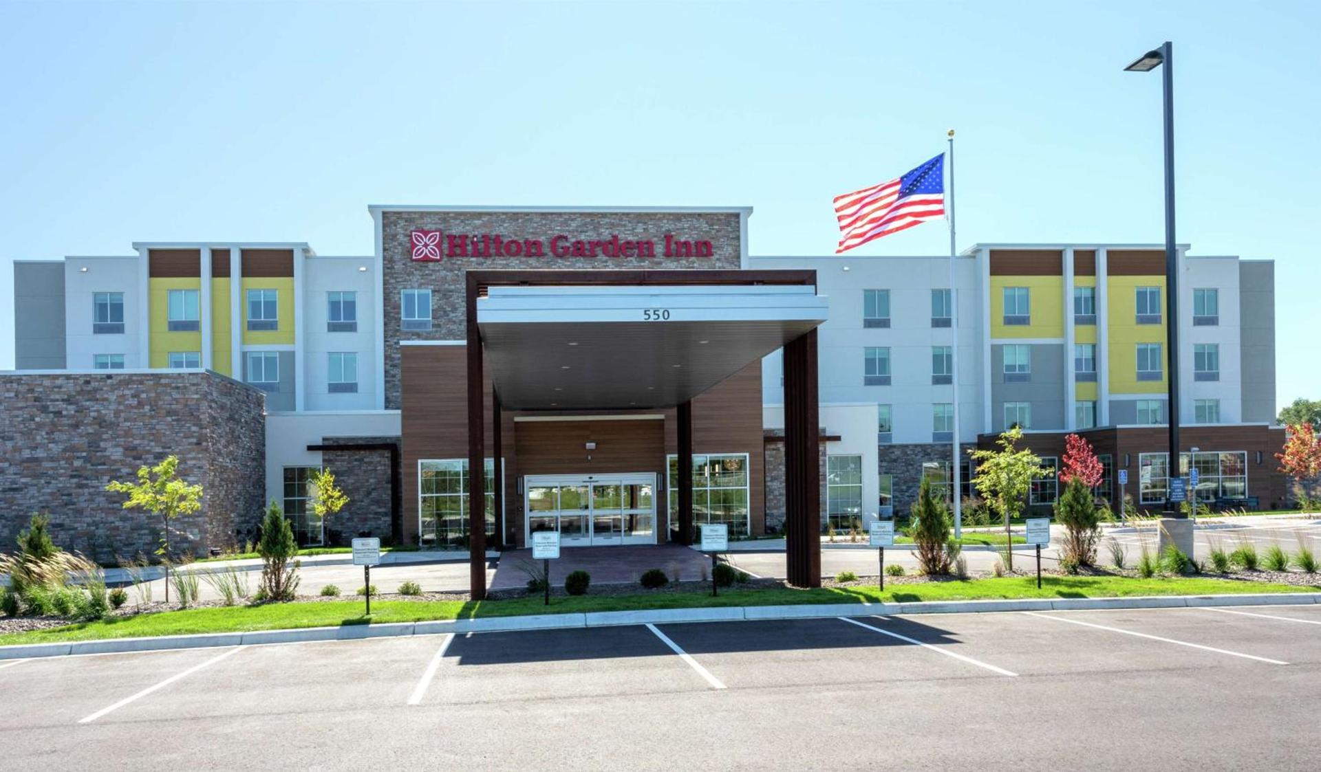 Hilton Garden Inn St. Cloud, Mn photo 2