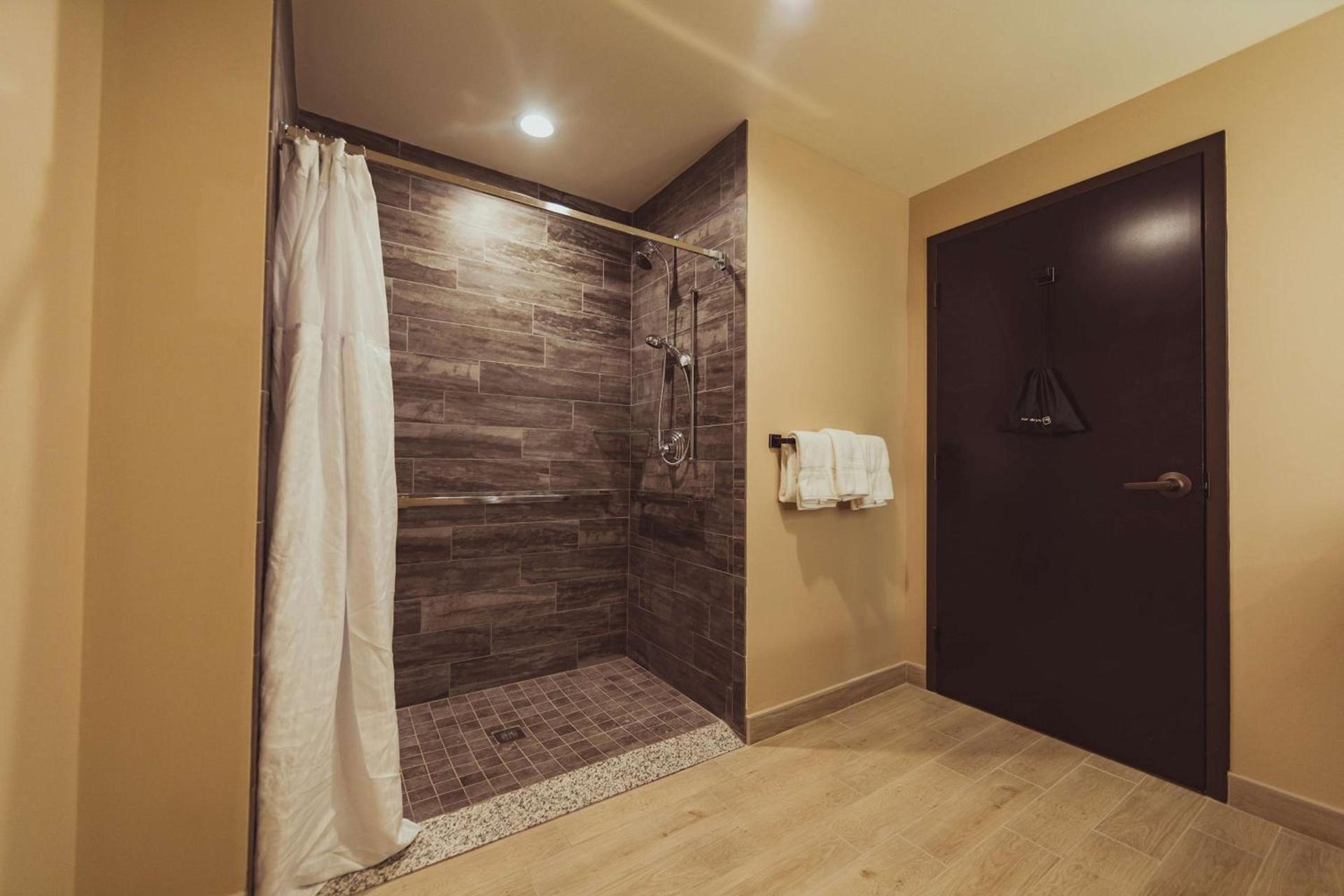 Tailwater Lodge Altmar, Tapestry Collection By Hilton photo 47