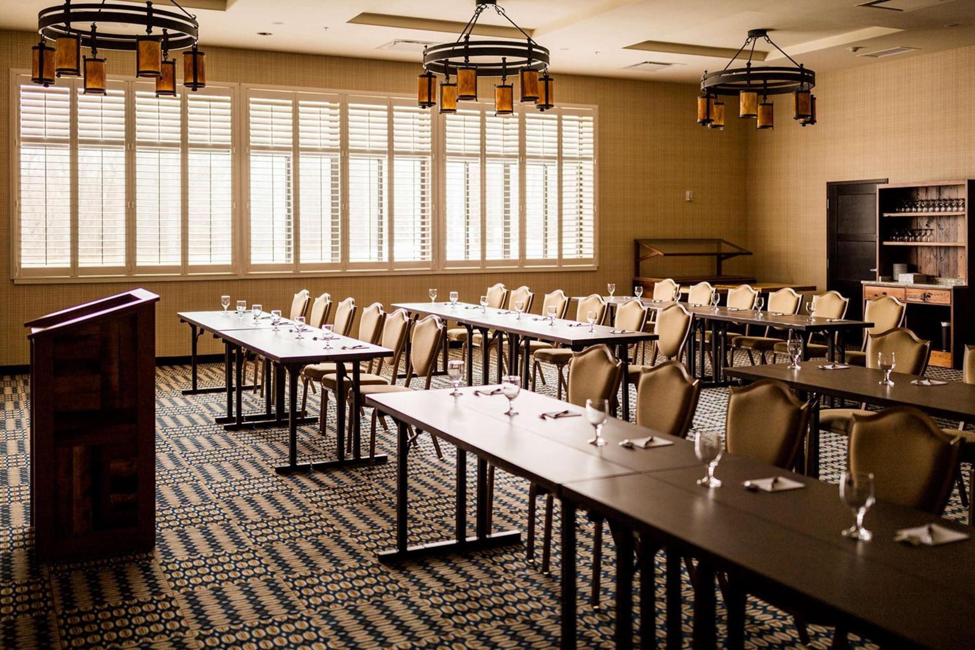 Tailwater Lodge Altmar, Tapestry Collection By Hilton photo 68