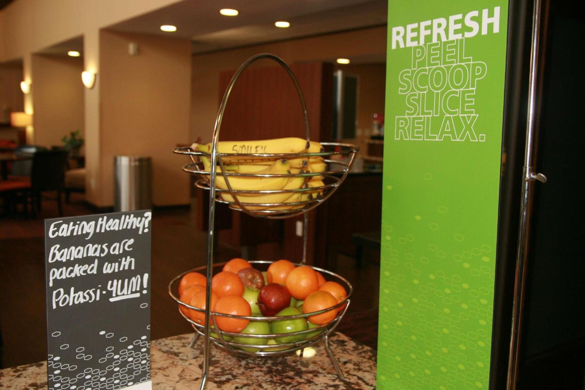 Hampton Inn & Suites Aberdeen photo 9