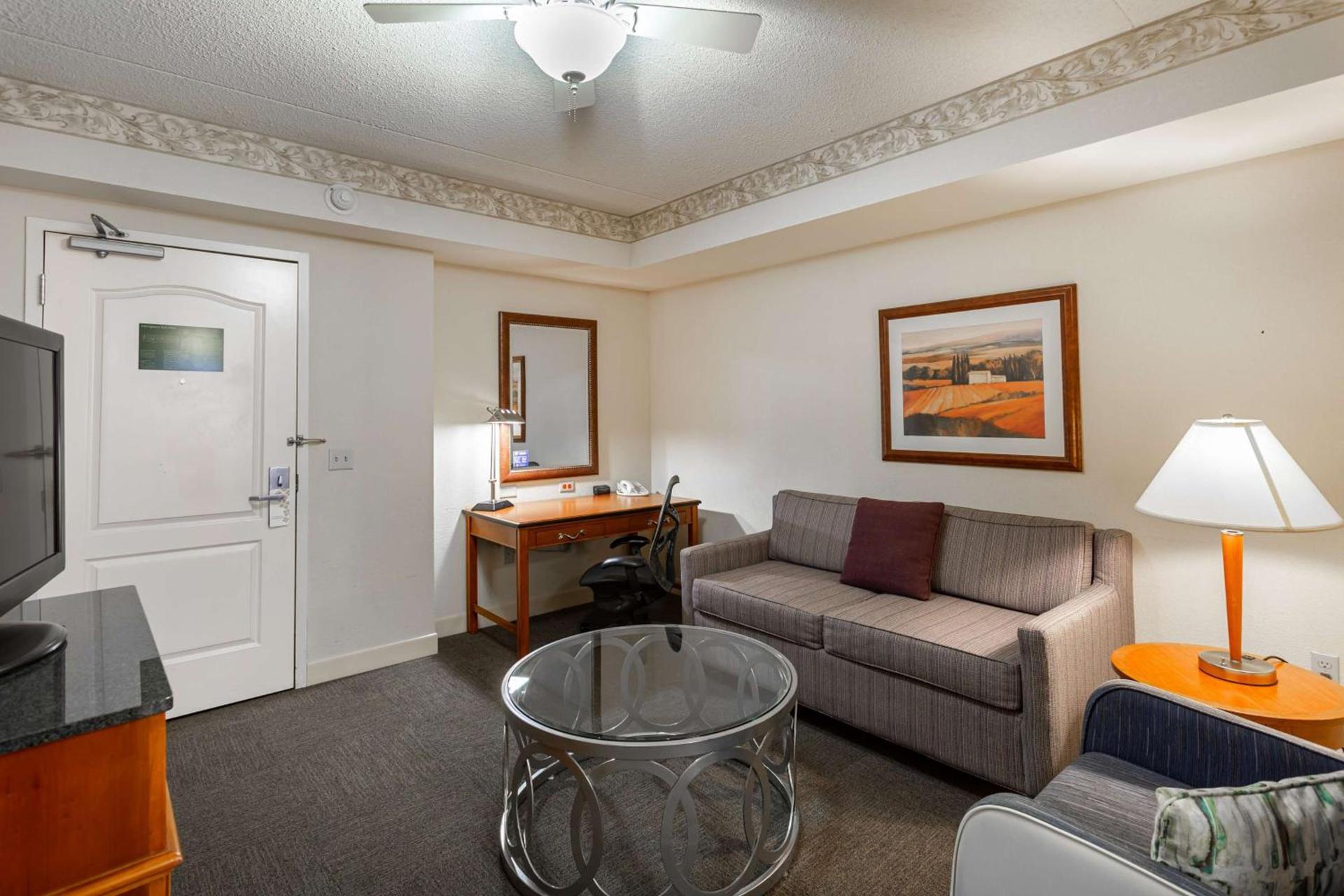 Hilton Garden Inn Wooster photo 17