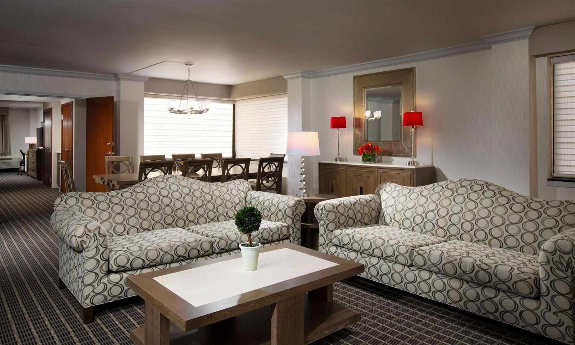 Hilton Chicago/Northbrook photo 43