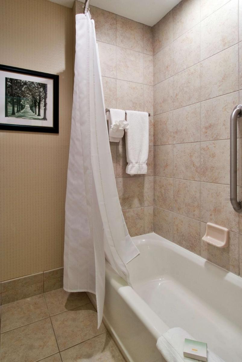 Homewood Suites Dayton-Fairborn photo 11