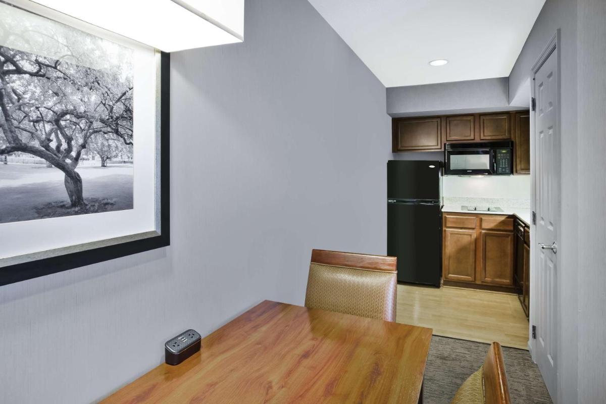 Homewood Suites Dayton-Fairborn photo 24