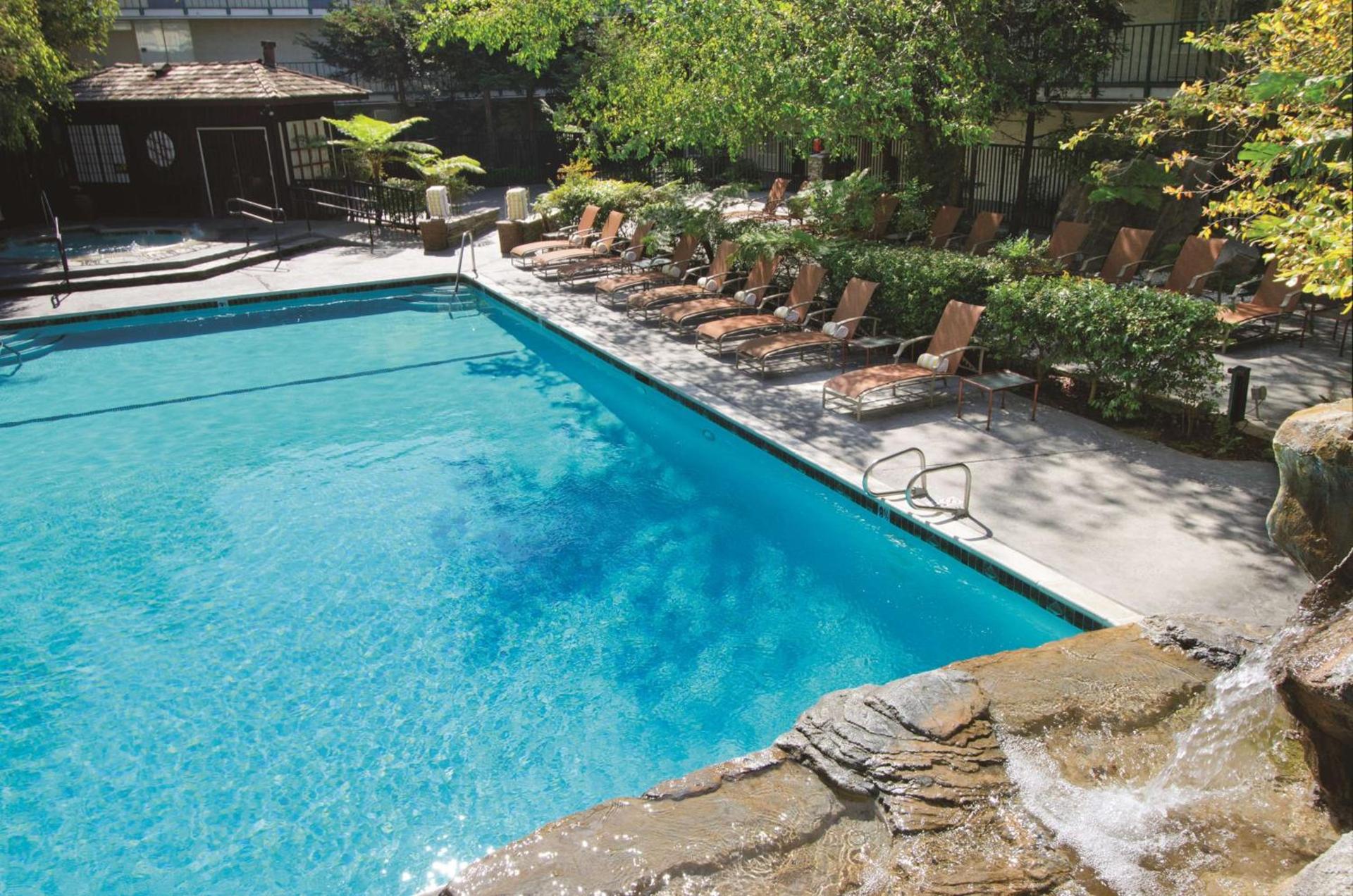 DoubleTree by Hilton Torrance - South Bay photo 6
