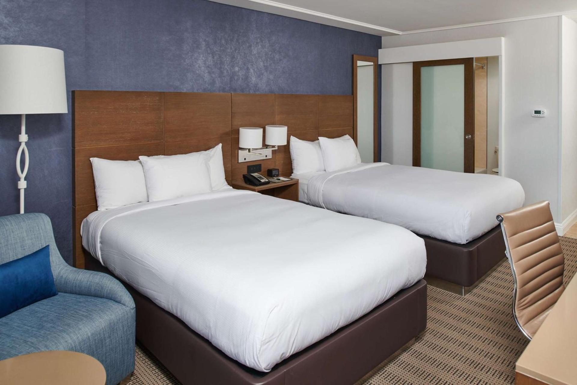 DoubleTree by Hilton Torrance - South Bay photo 20