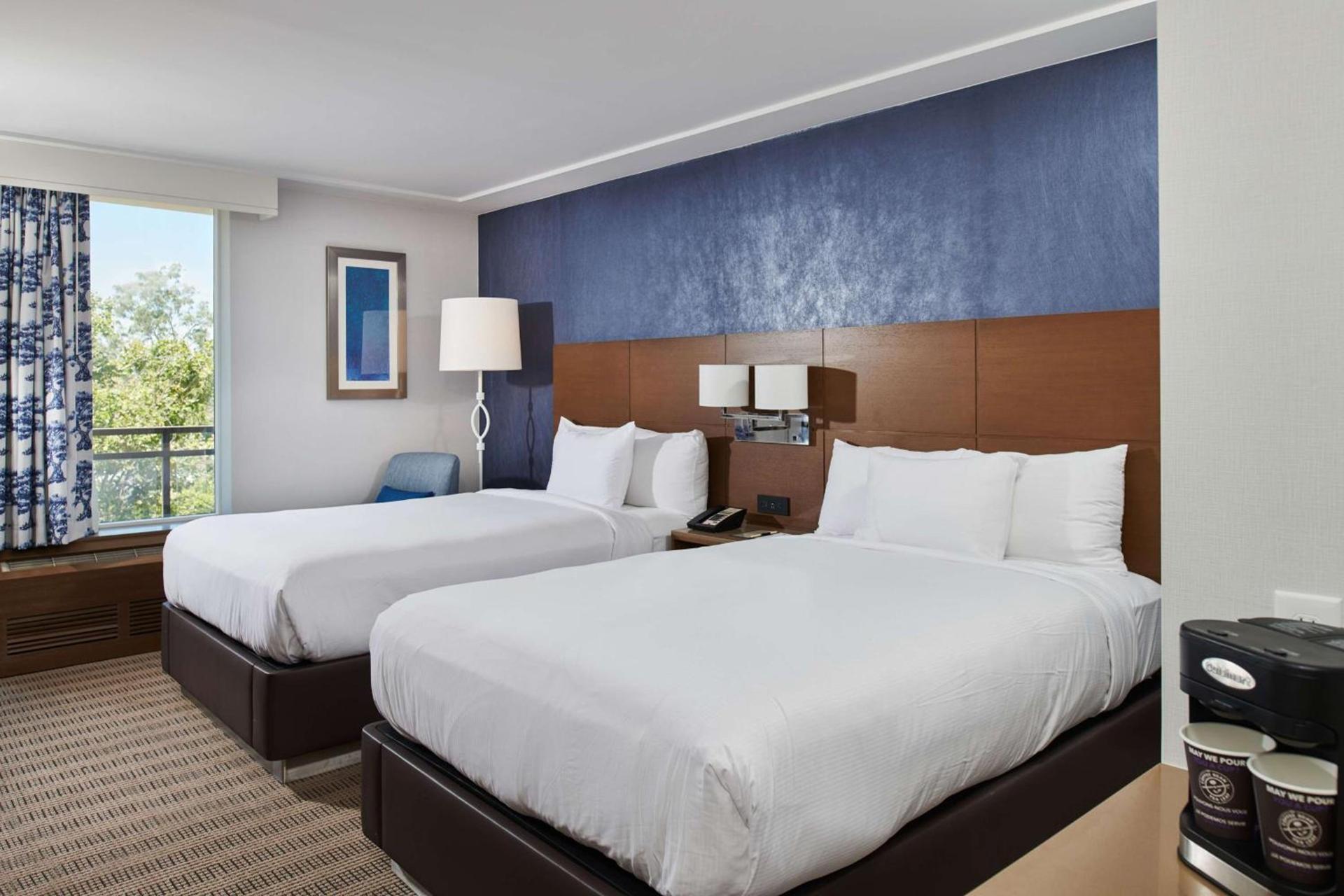 DoubleTree by Hilton Torrance - South Bay photo 36
