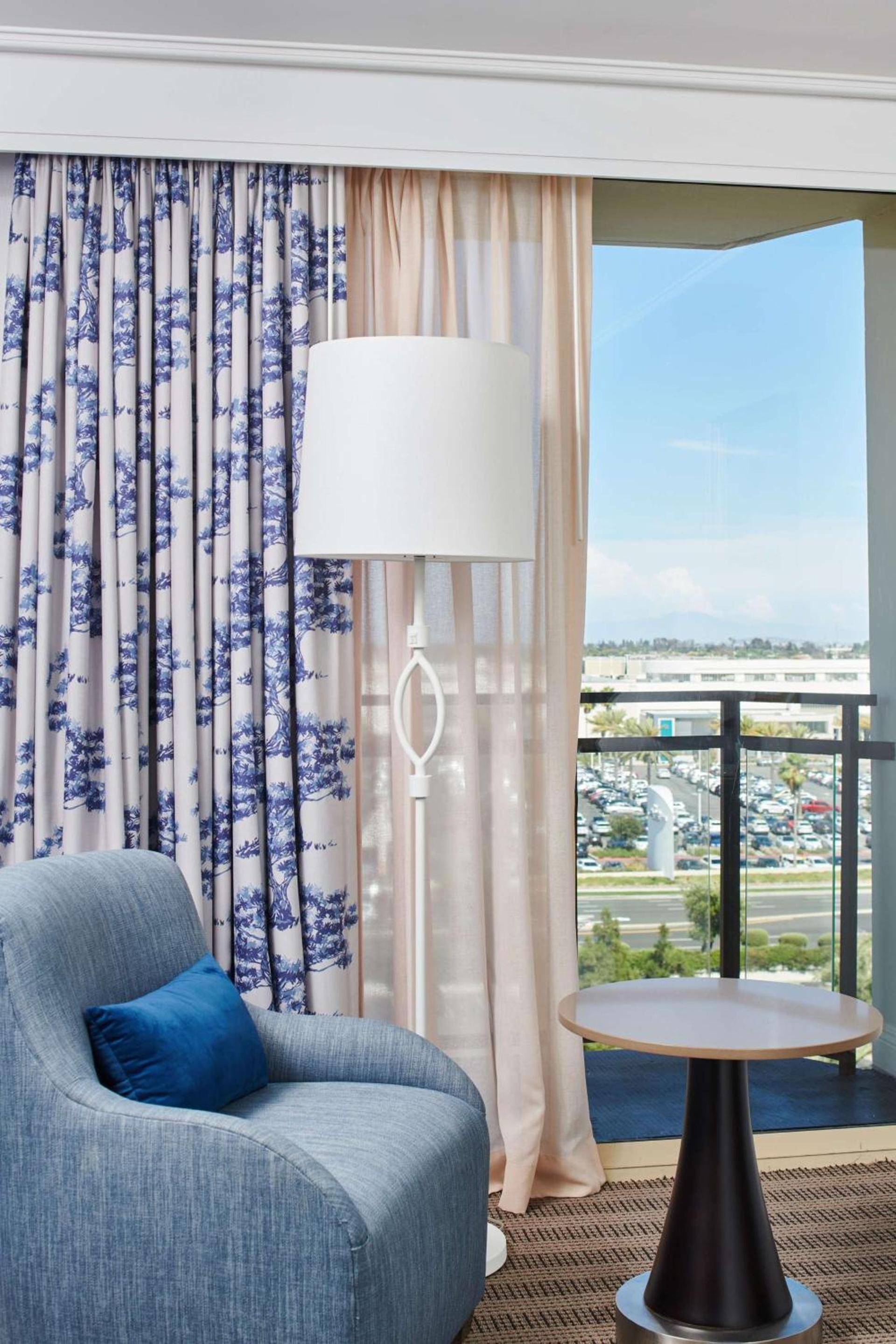 DoubleTree by Hilton Torrance - South Bay photo 38