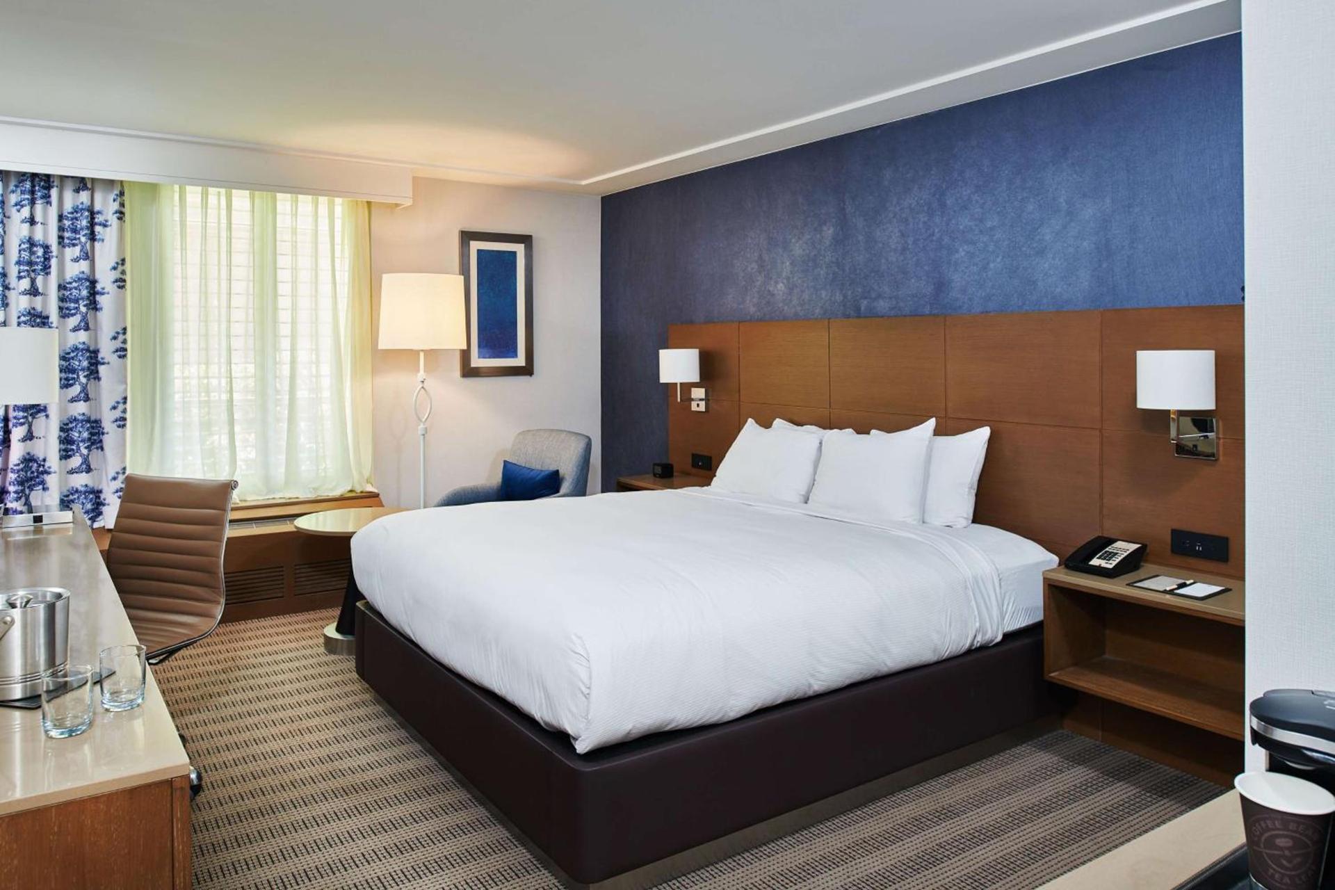 DoubleTree by Hilton Torrance - South Bay photo 49