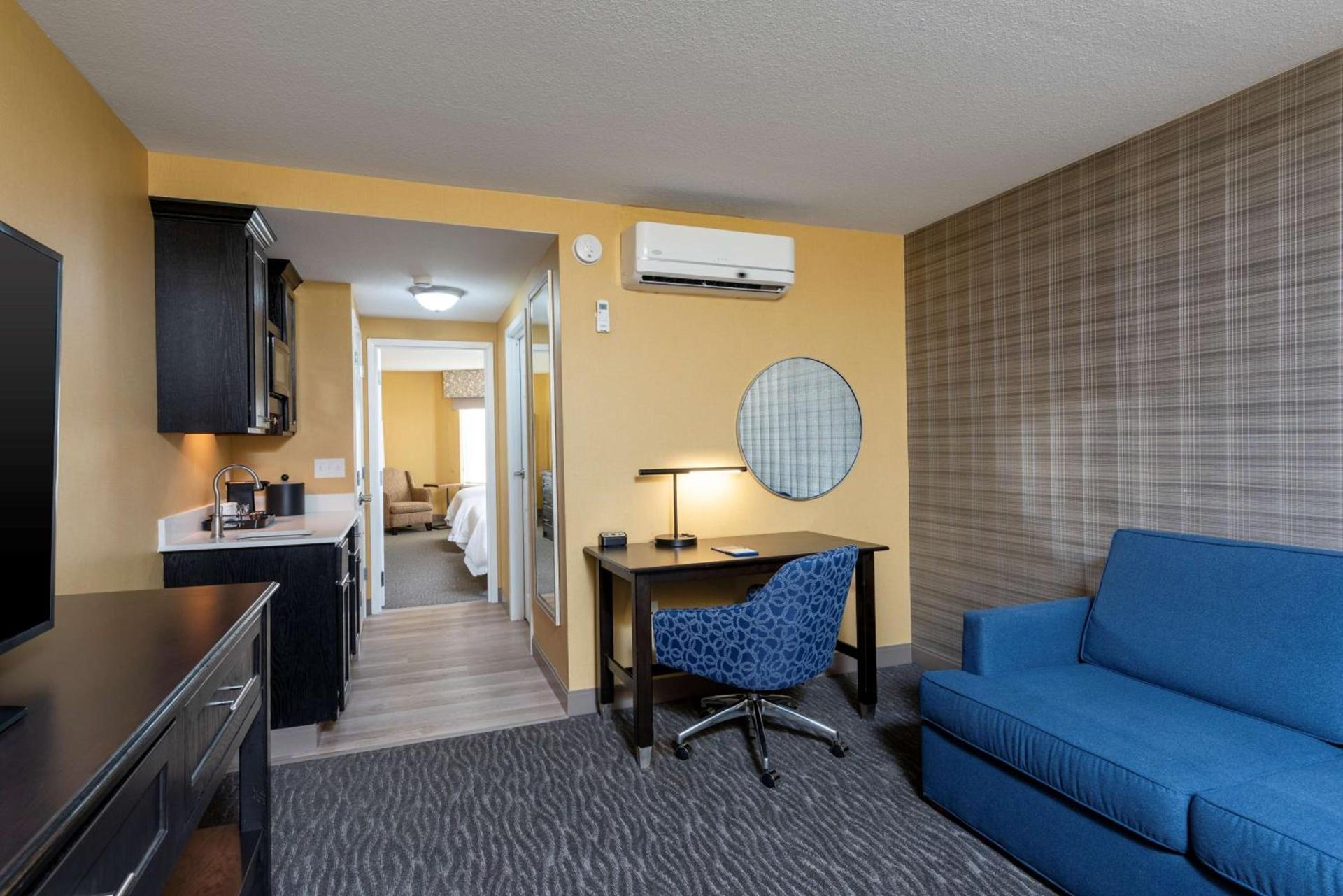 Hampton Inn Holland photo 31