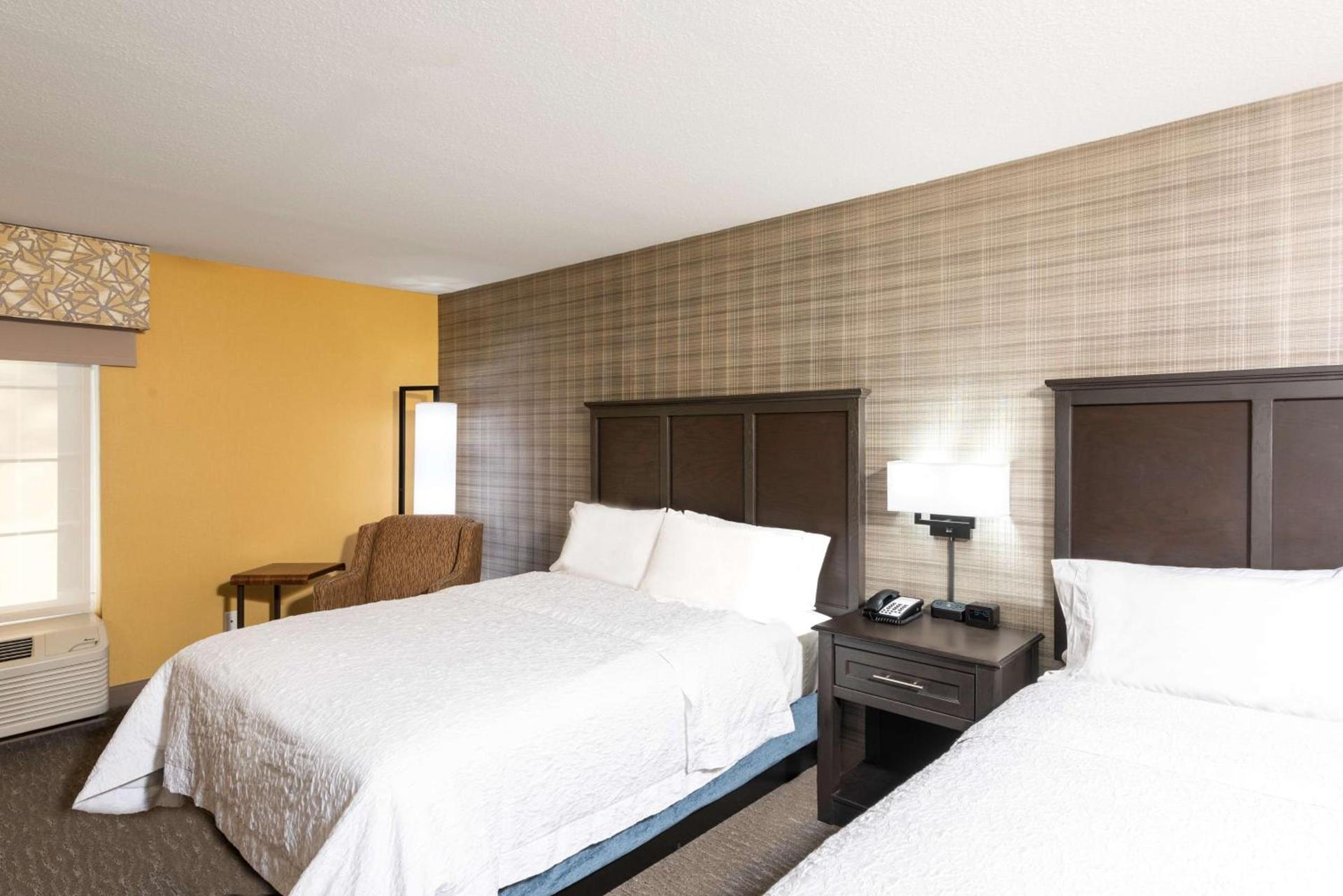 Hampton Inn Holland photo 38