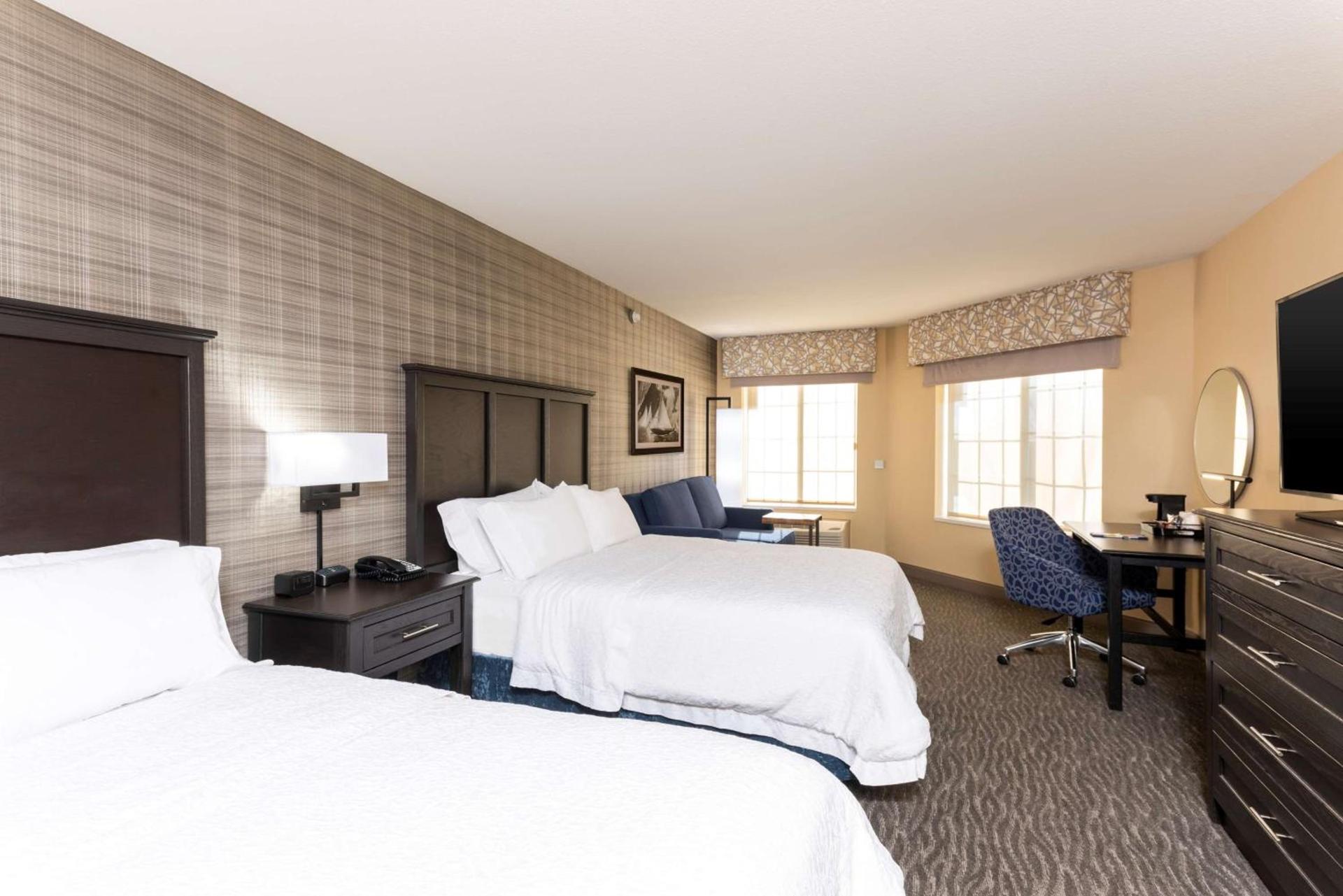 Hampton Inn Holland photo 52