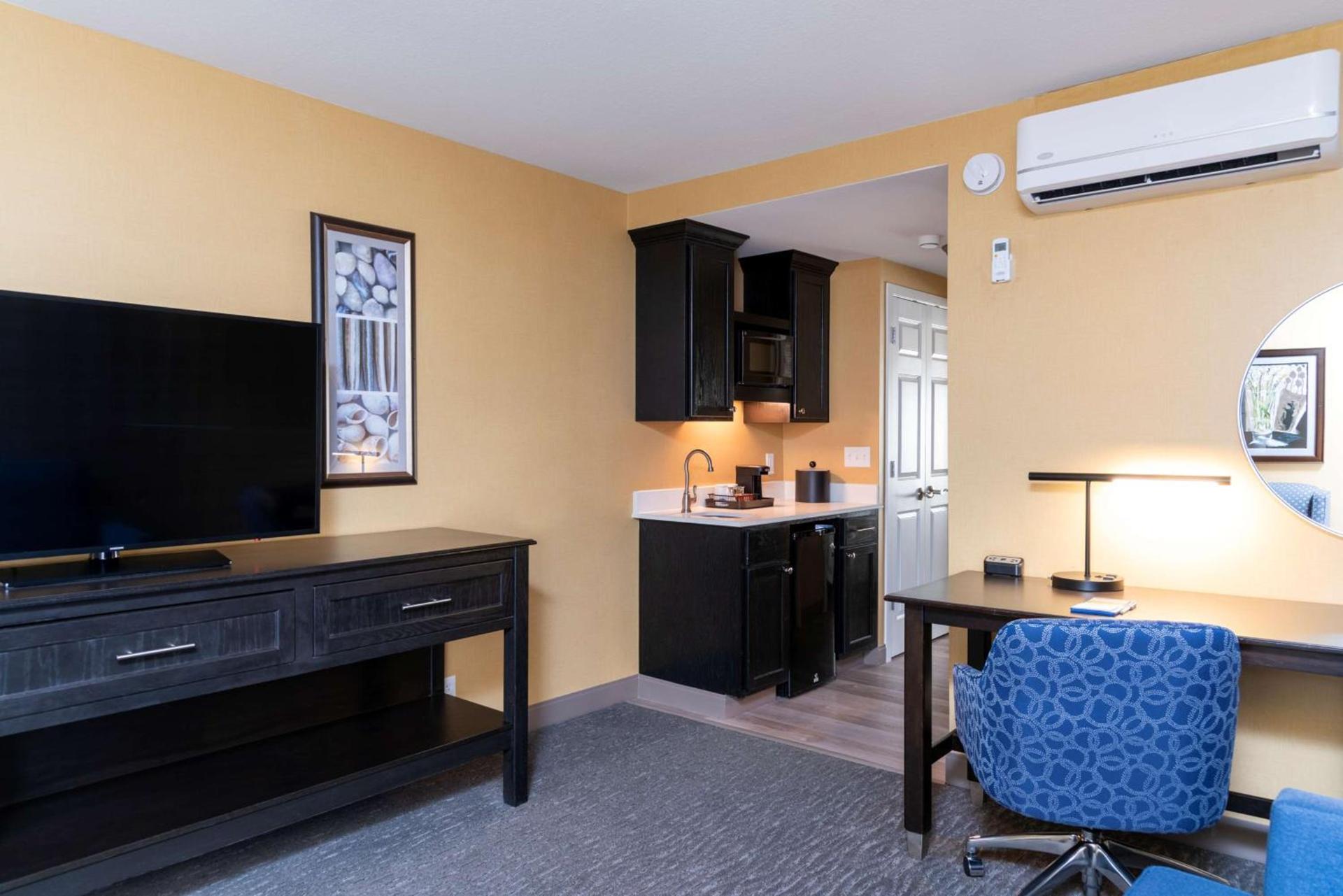 Hampton Inn Holland photo 54