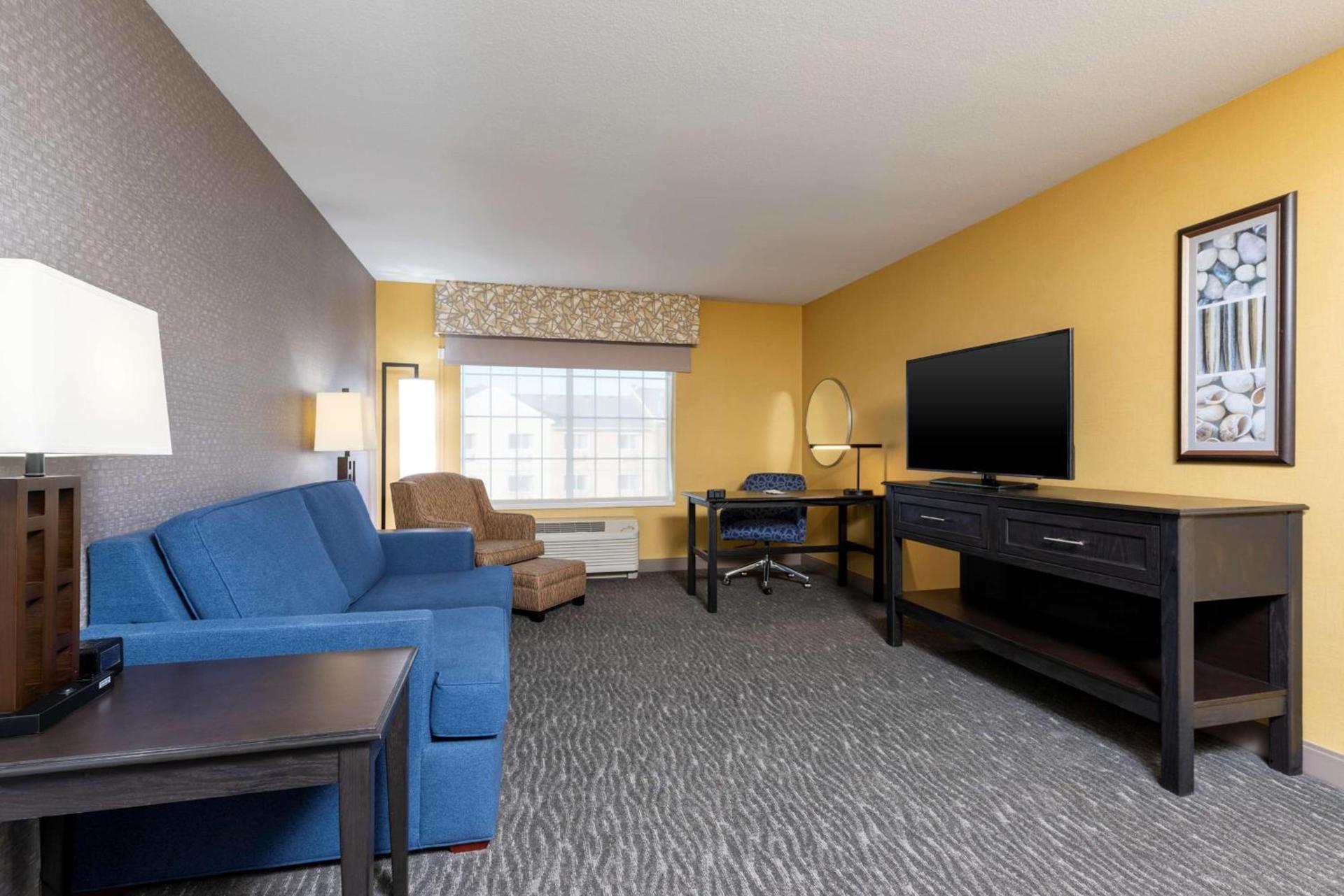 Hampton Inn Holland photo 55