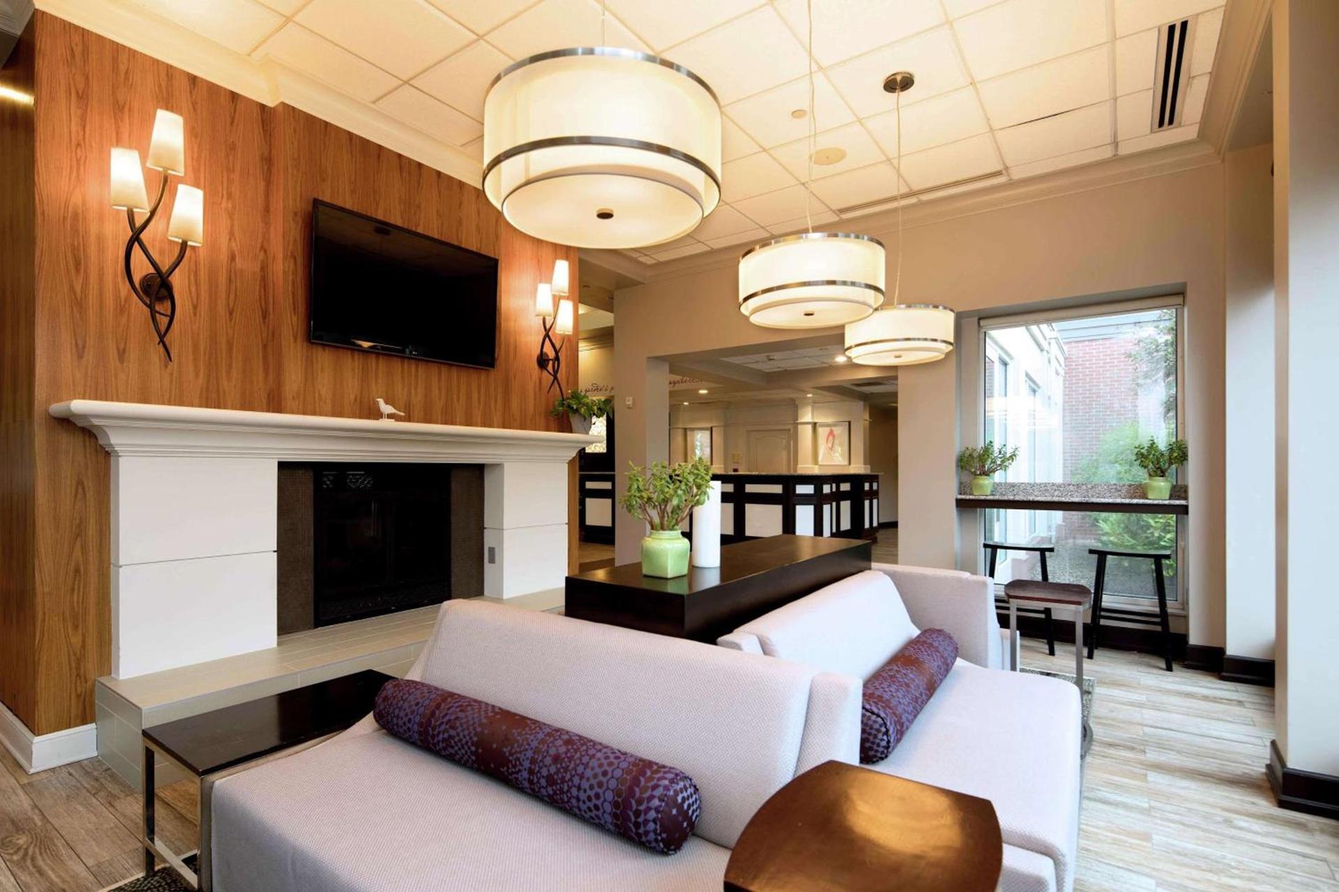 Hilton Garden Inn Auburn Riverwatch photo 9