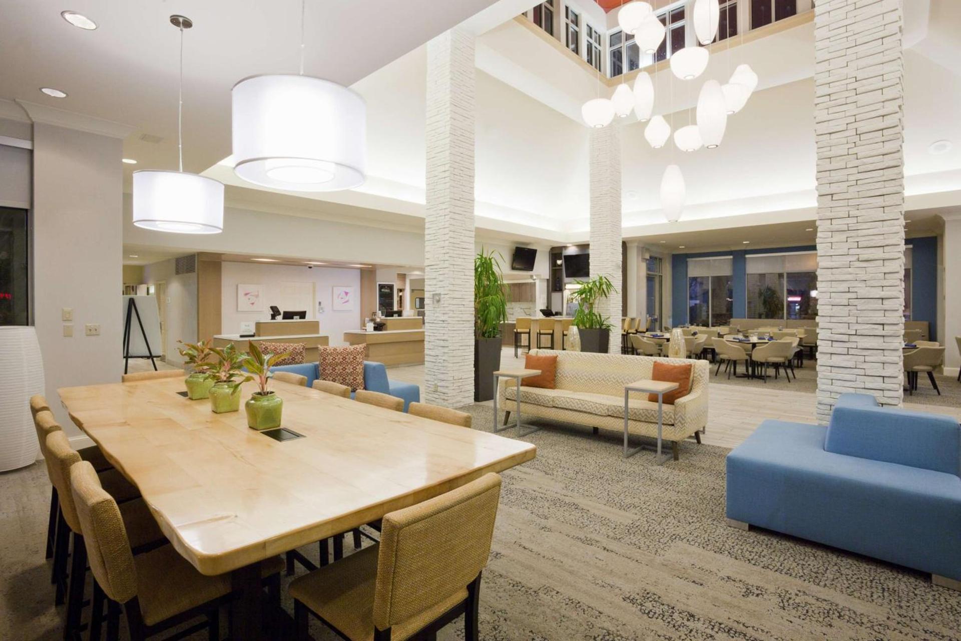 Hilton Garden Inn Minneapolis Eagan photo 2