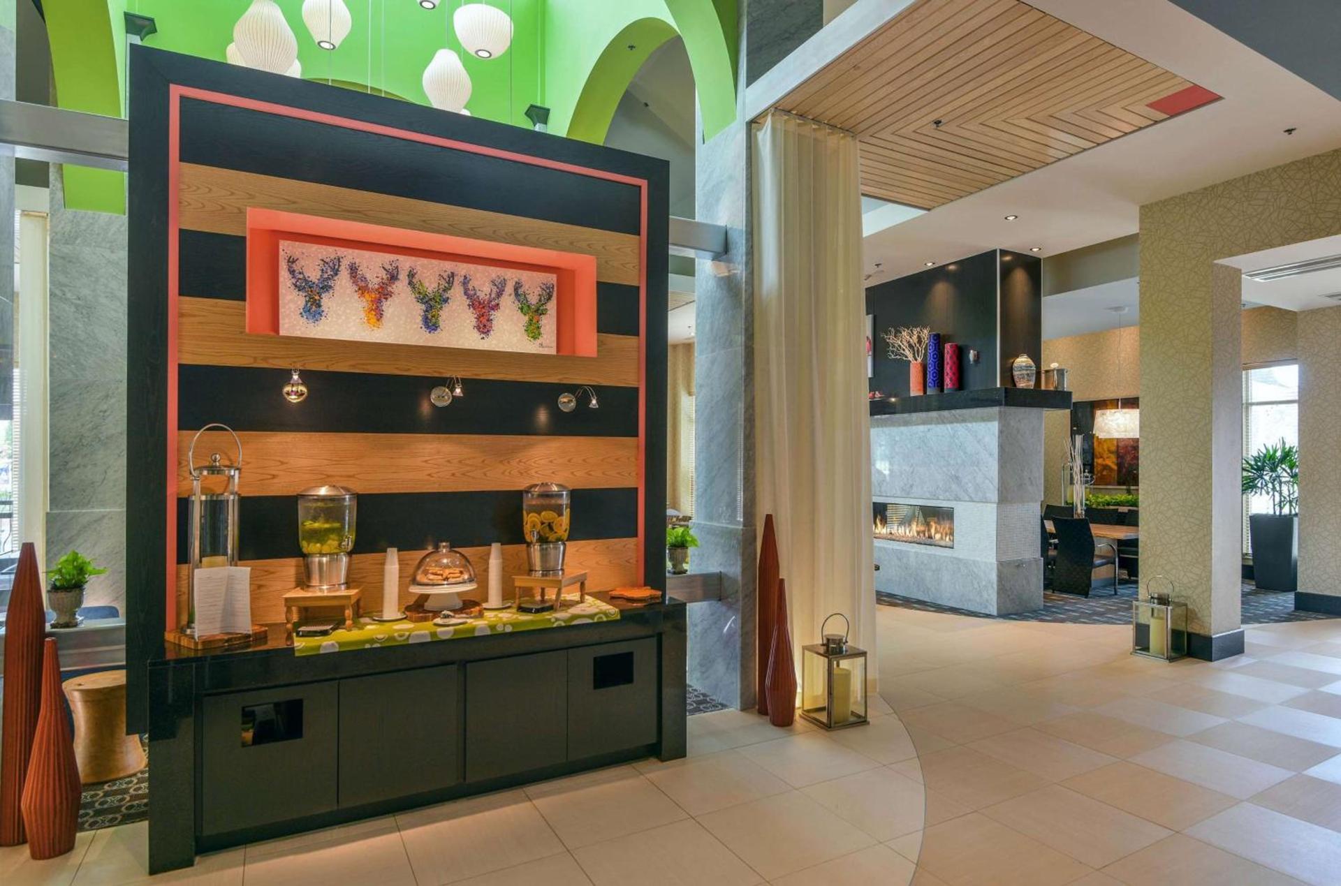 Hilton Garden Inn Raleigh/Crabtree Valley photo 7