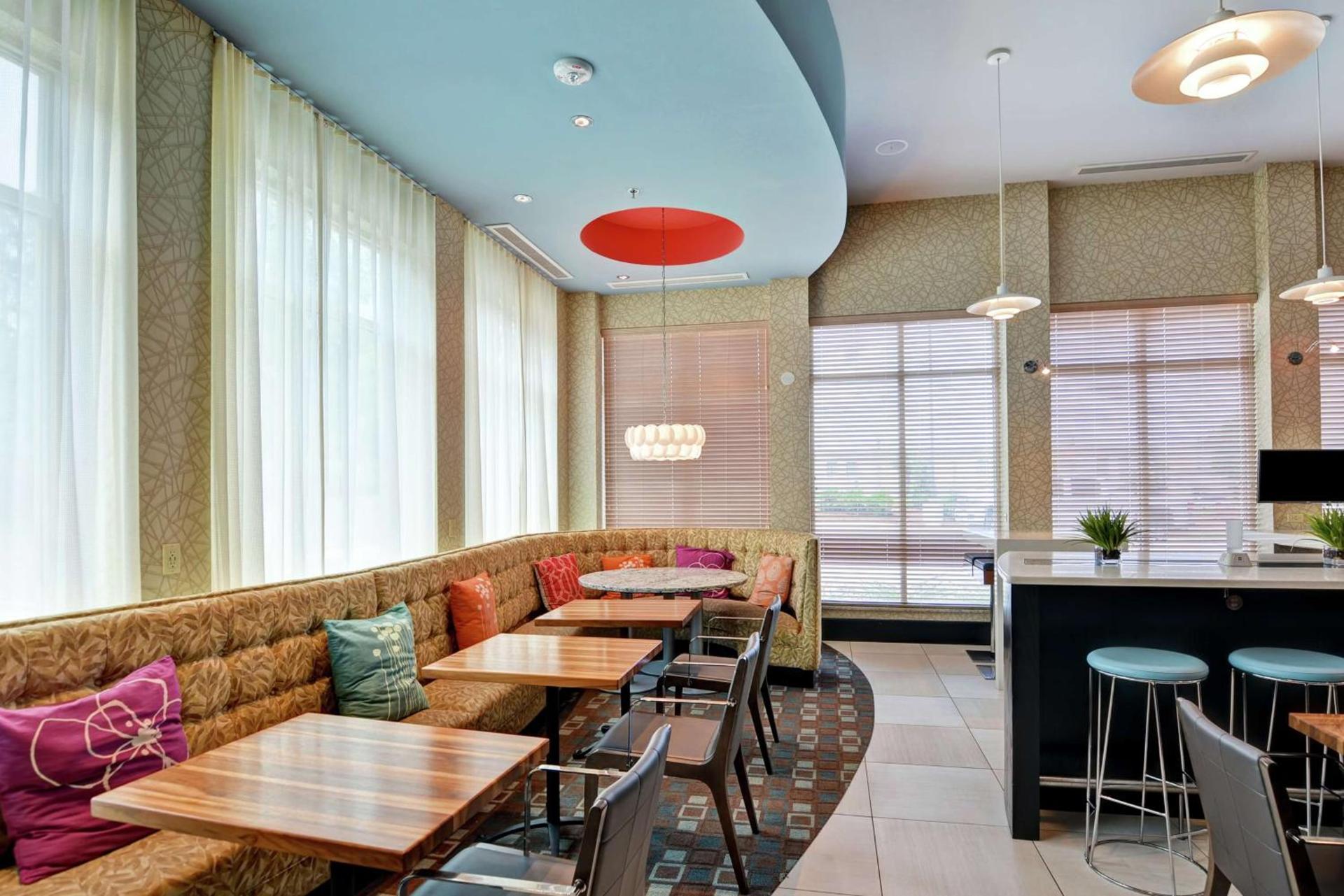 Hilton Garden Inn Raleigh/Crabtree Valley photo 14