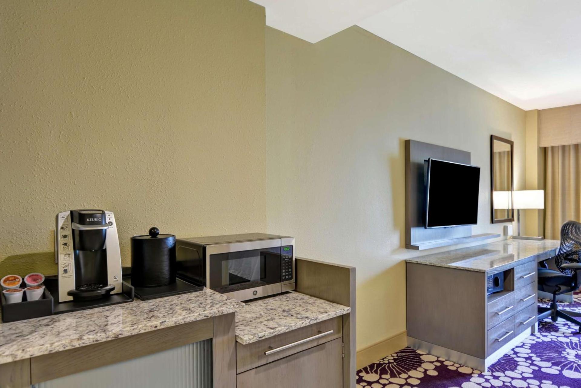 Hilton Garden Inn Raleigh/Crabtree Valley photo 36