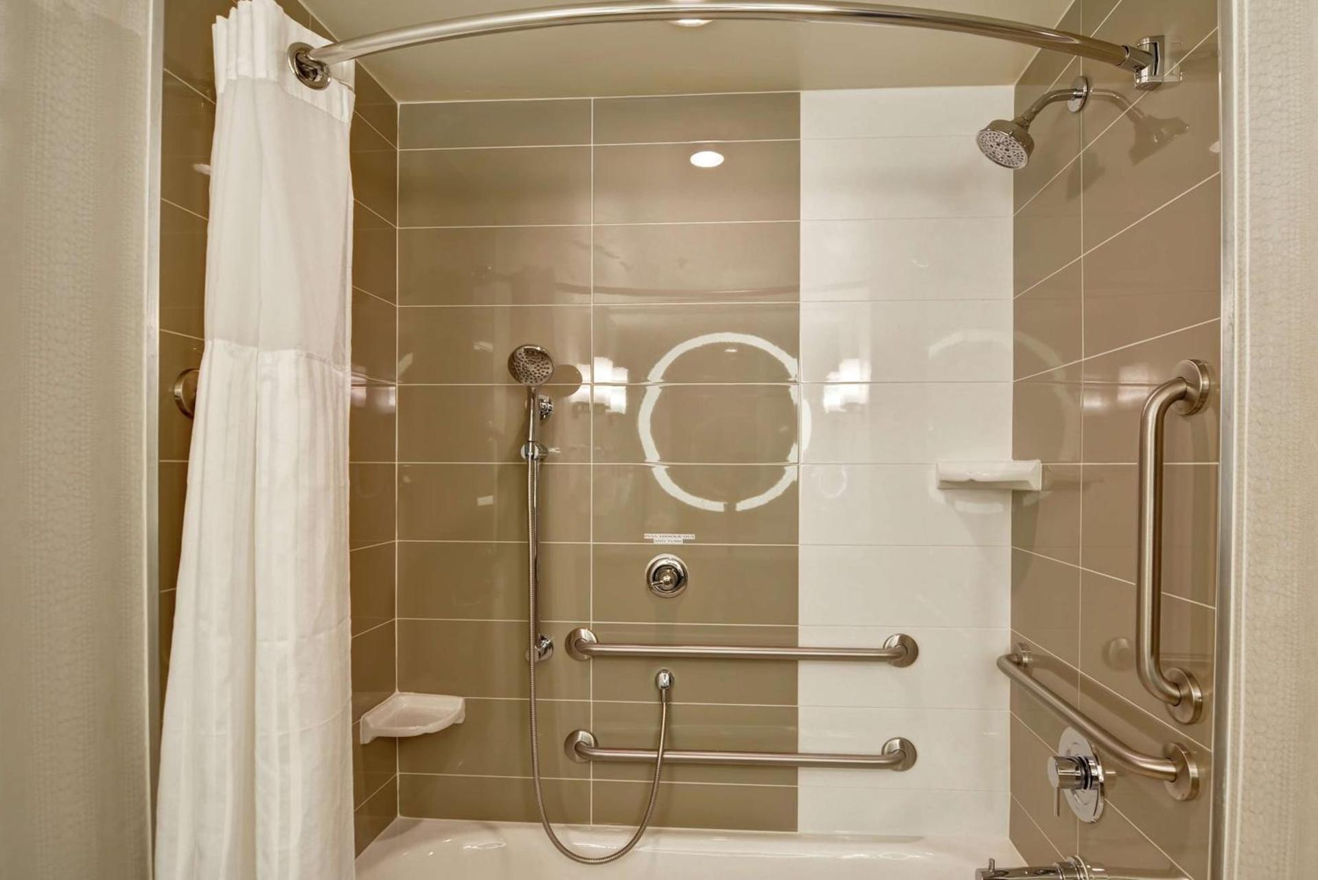 Hilton Garden Inn Raleigh/Crabtree Valley photo 34