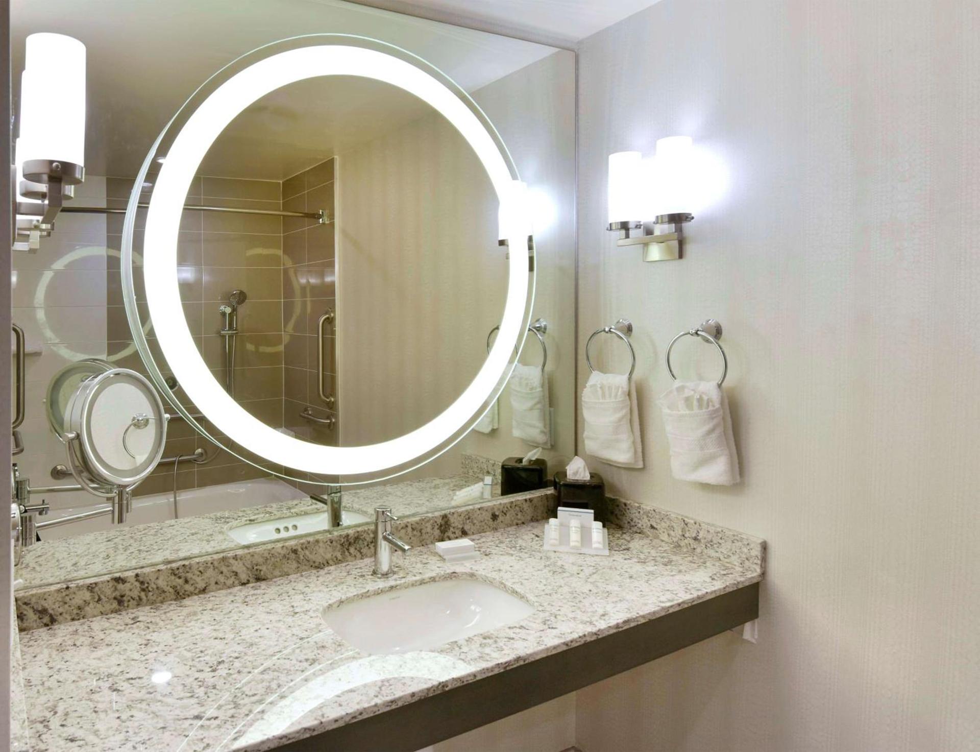Hilton Garden Inn Raleigh/Crabtree Valley photo 46