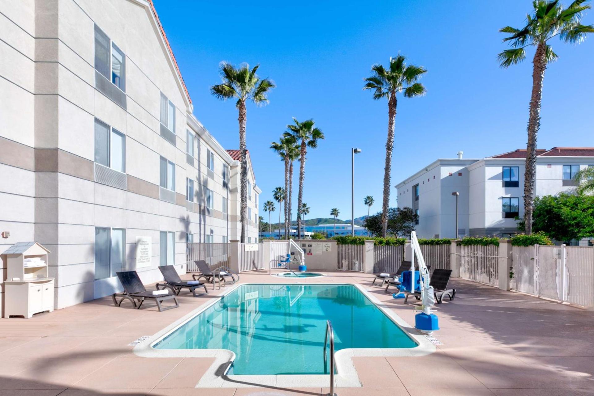 Hilton Garden Inn Irvine East/Lake Forest photo 9