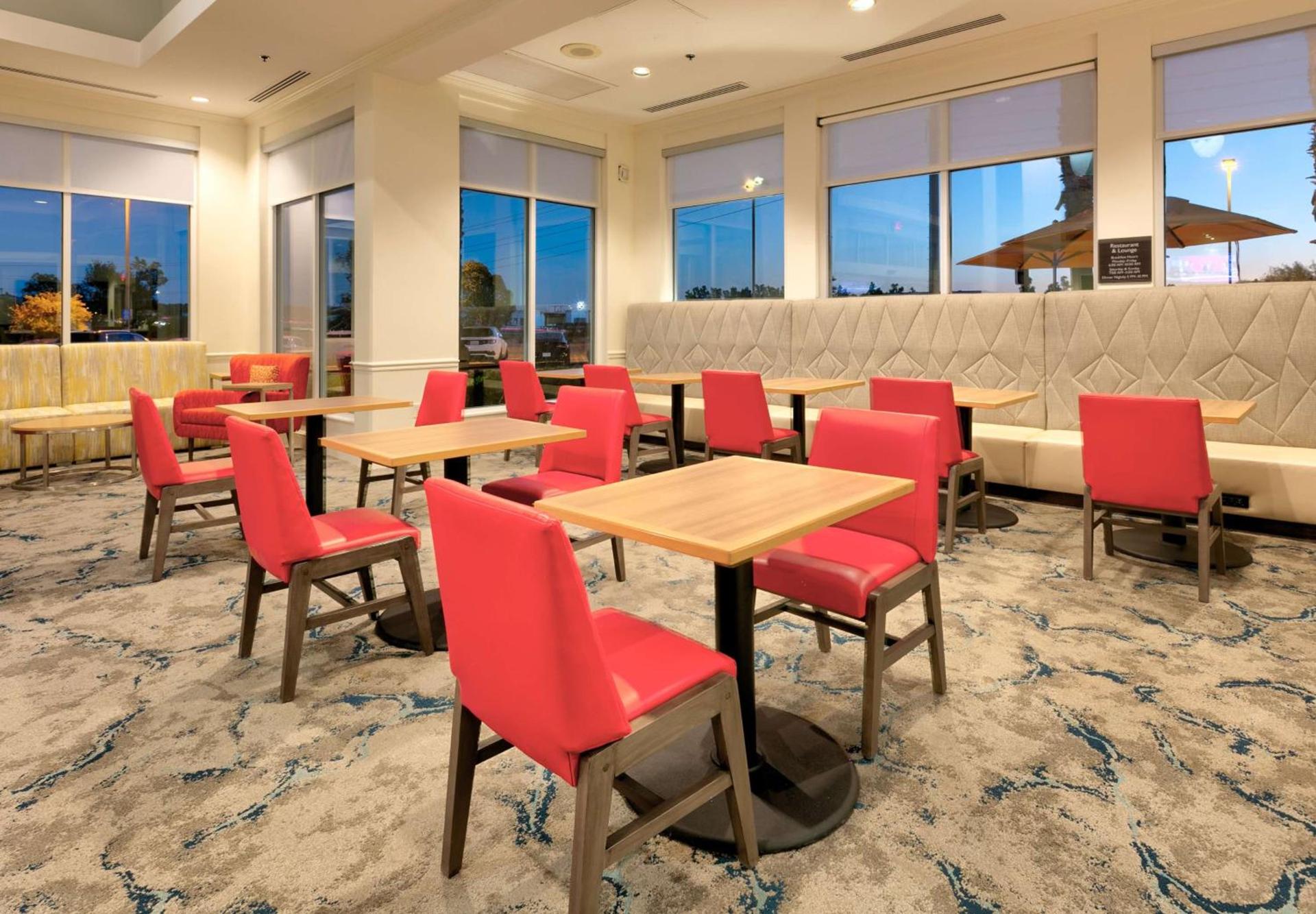 Hilton Garden Inn Irvine East/Lake Forest photo 12