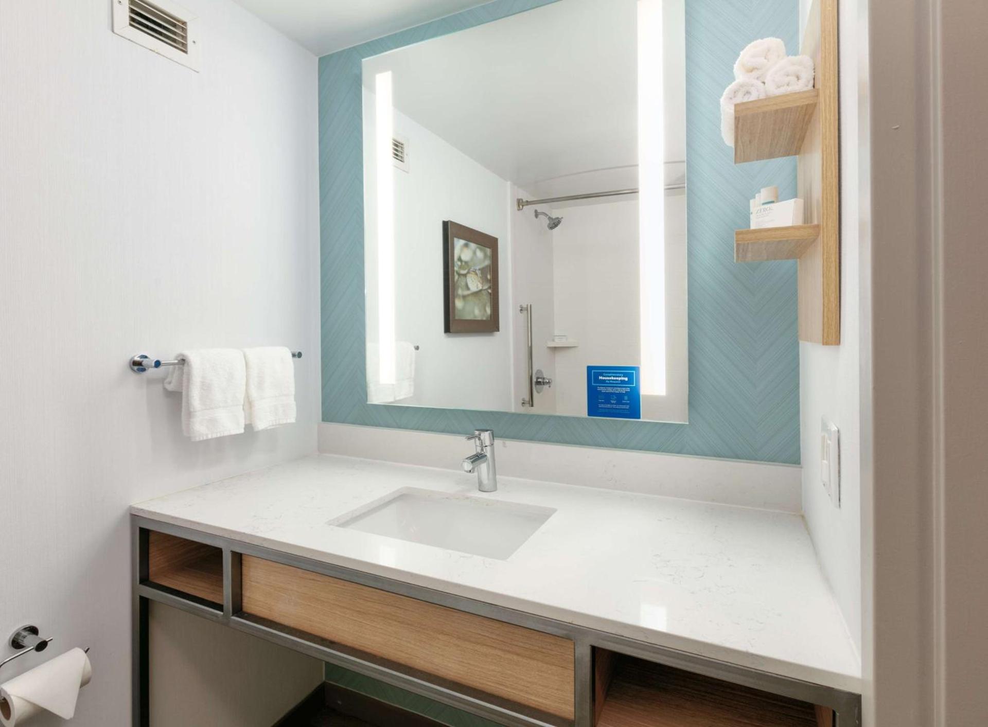 Hilton Garden Inn Irvine East/Lake Forest photo 28