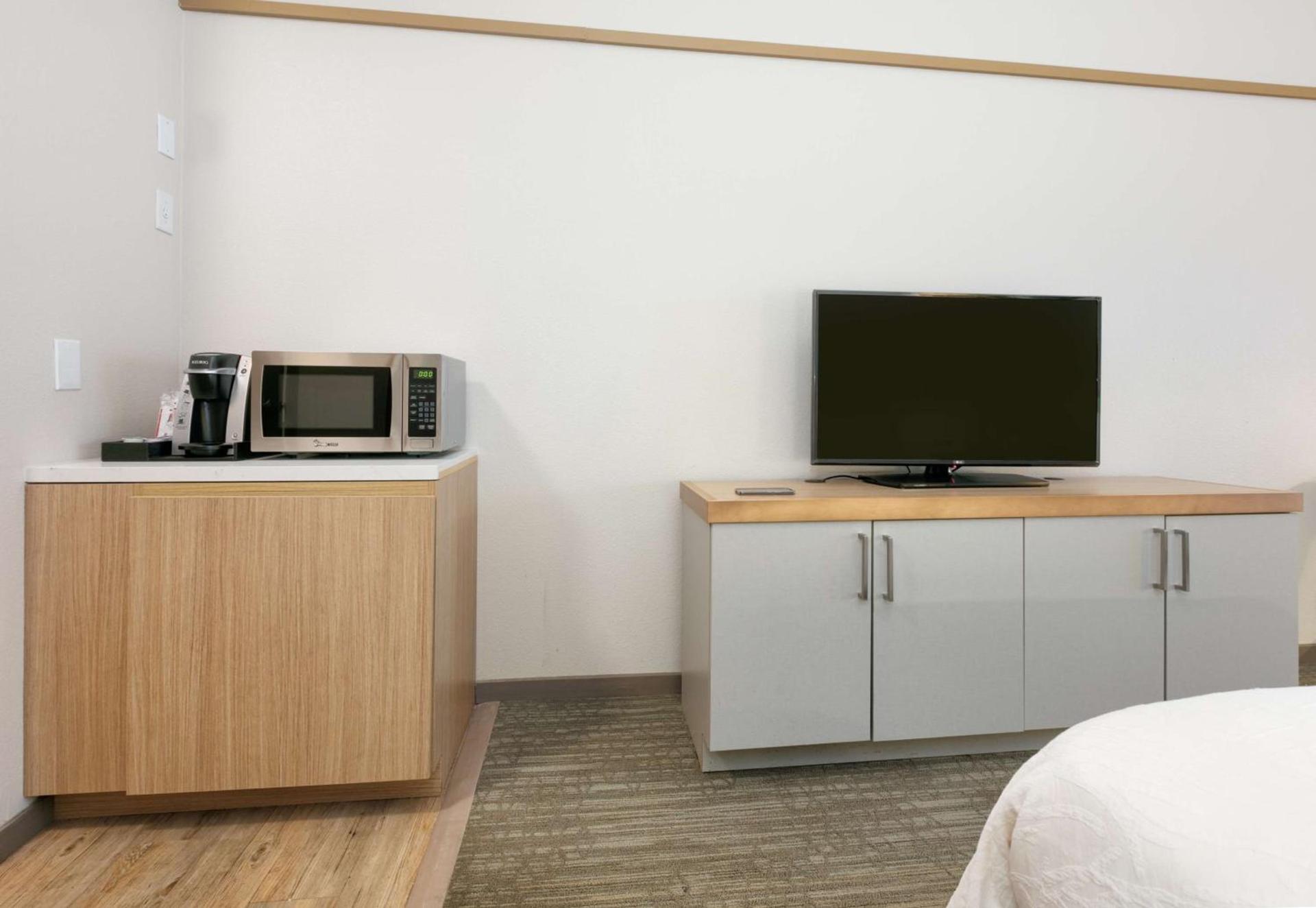 Hilton Garden Inn Irvine East/Lake Forest photo 37