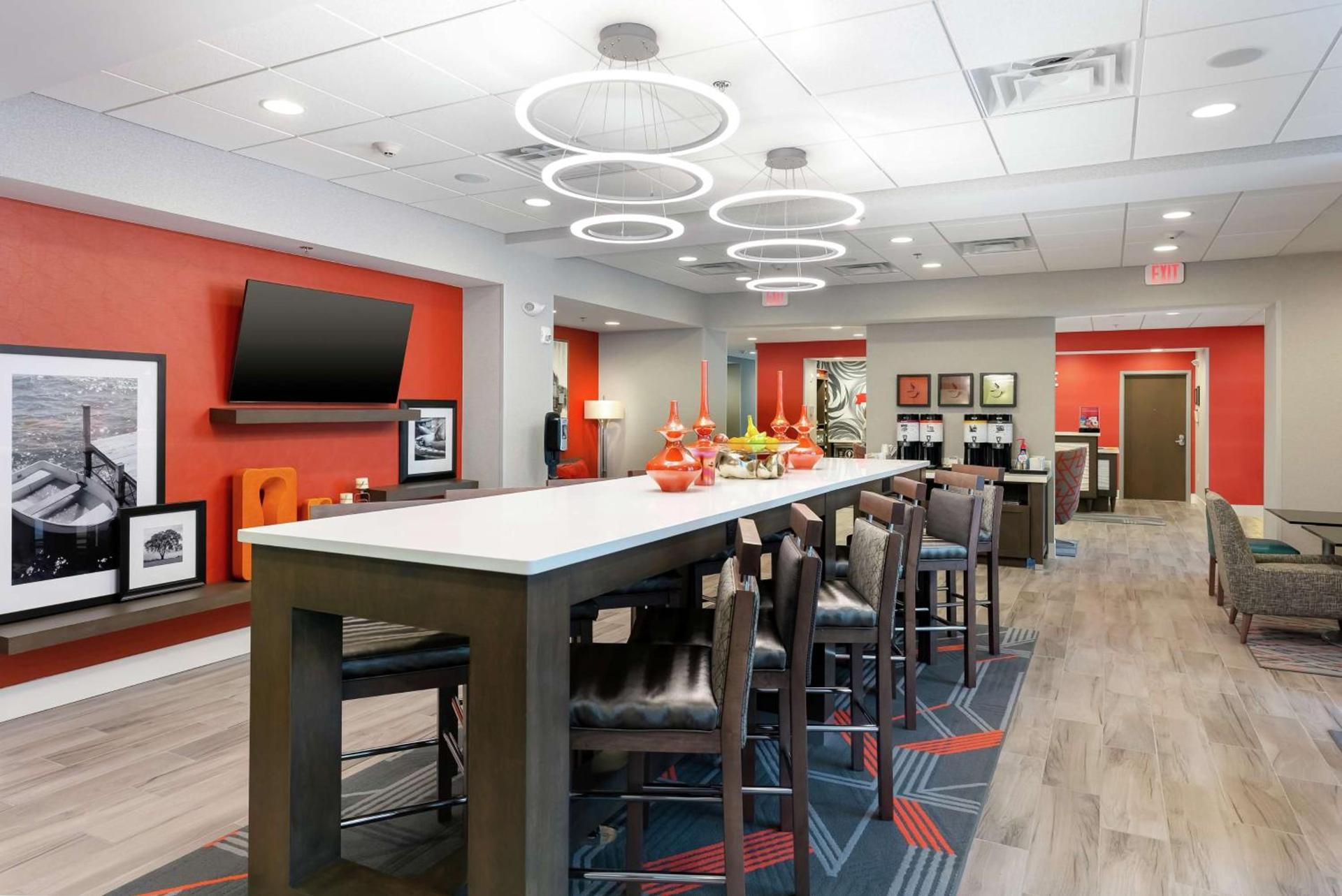 Hampton Inn Acworth photo 25