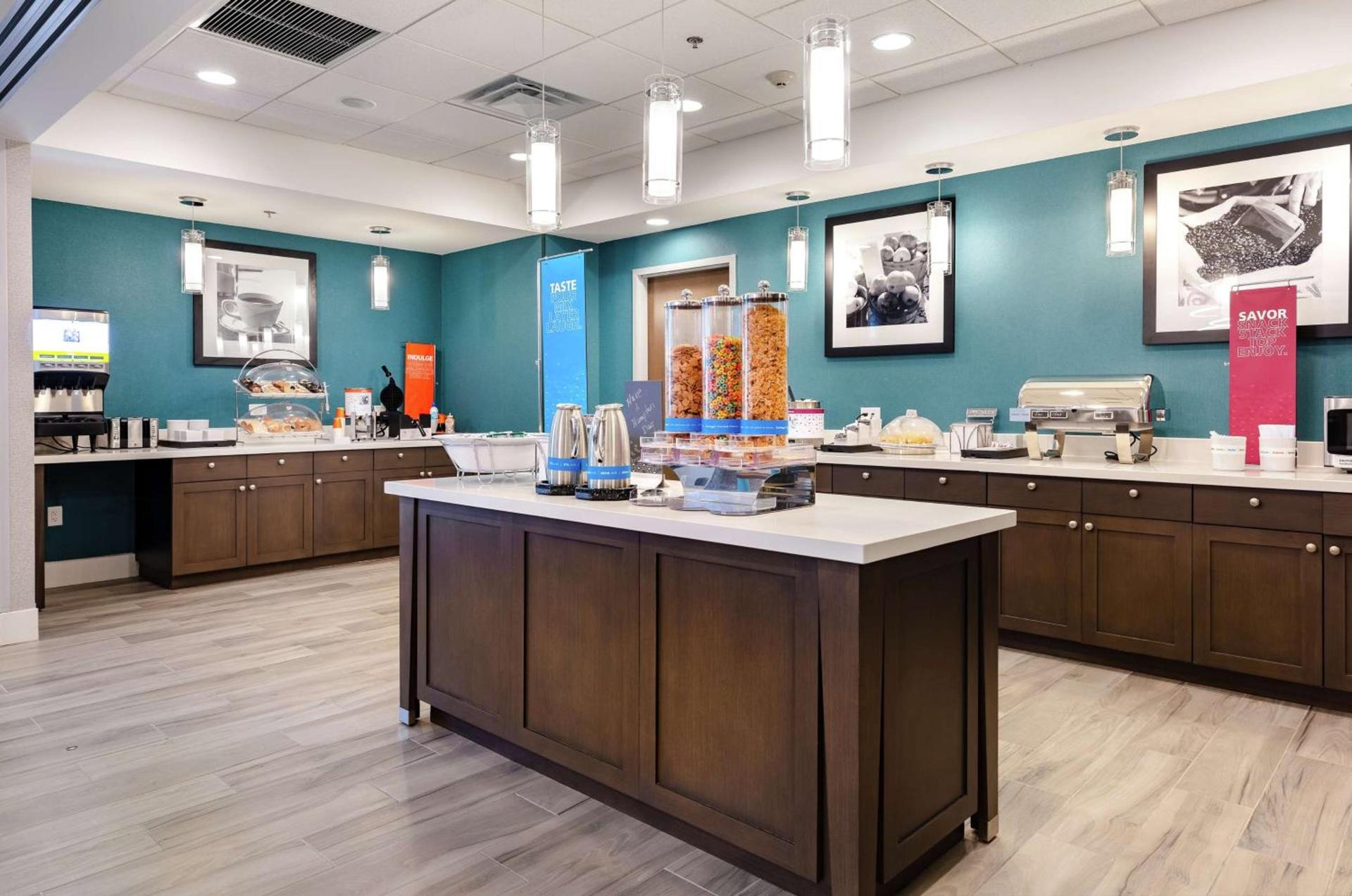 Hampton Inn Acworth photo 14