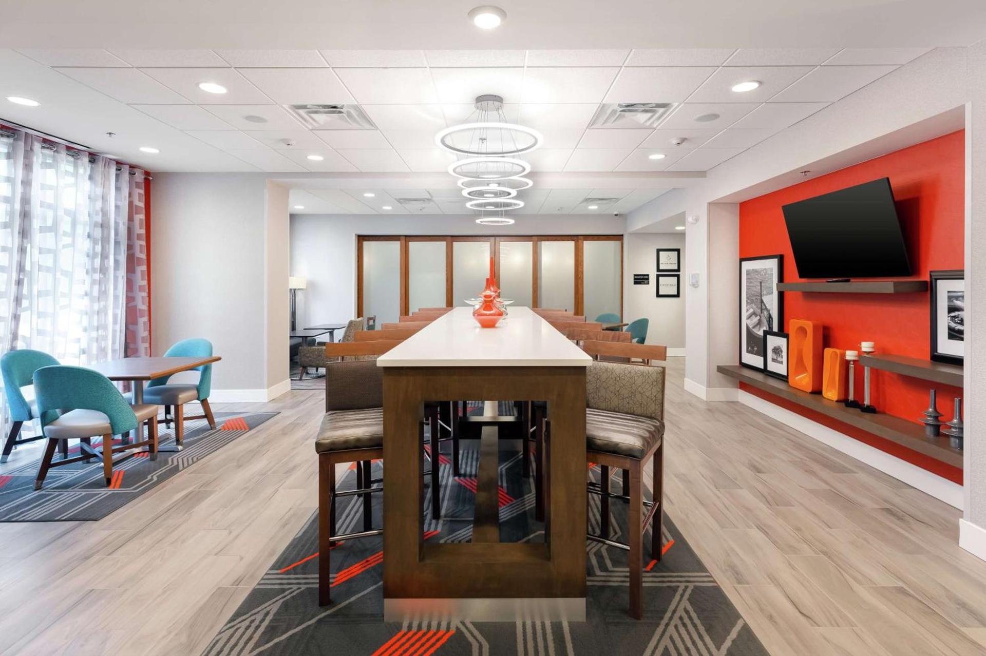 Hampton Inn Acworth photo 9