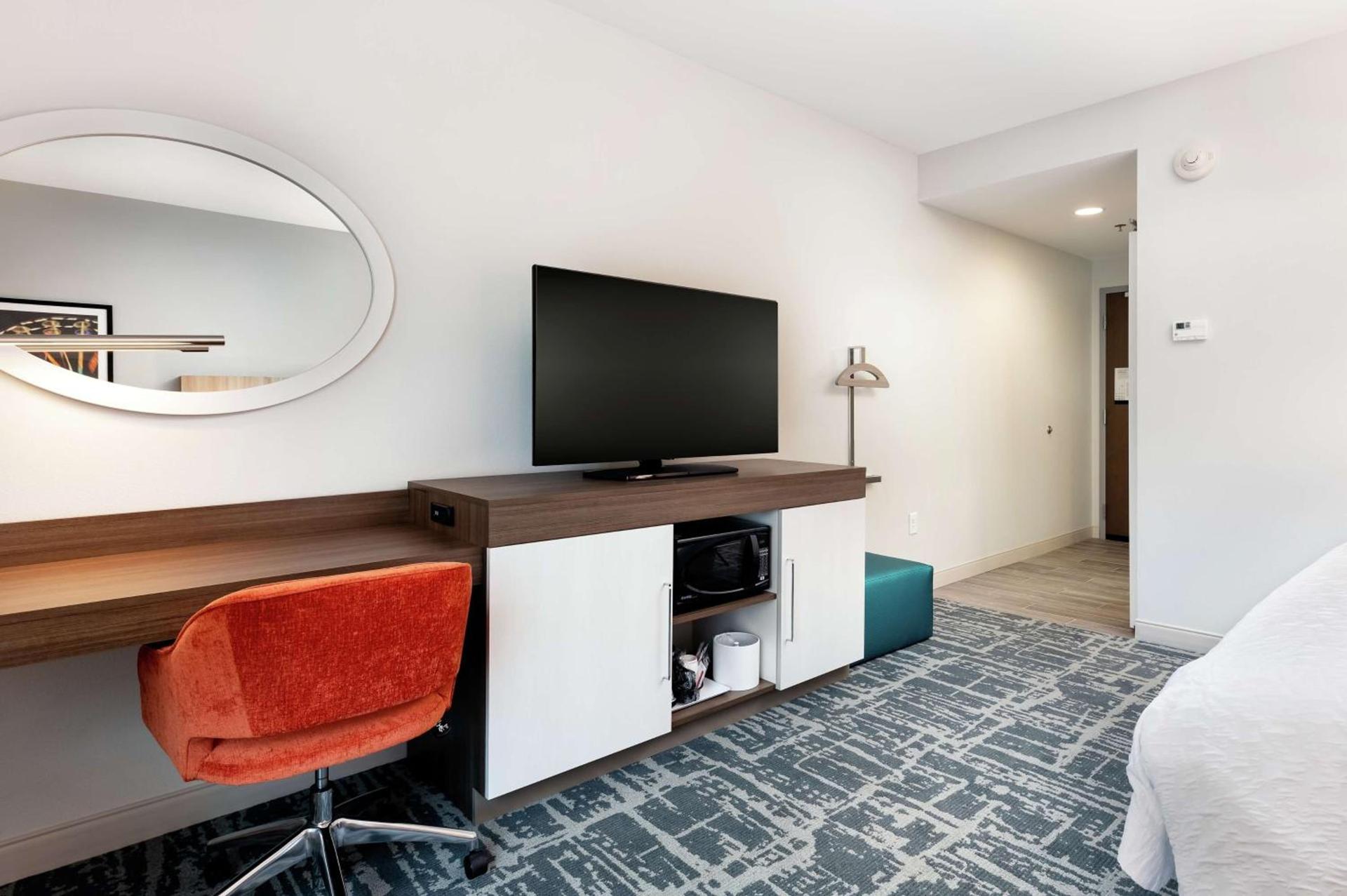 Hampton Inn Acworth photo 17
