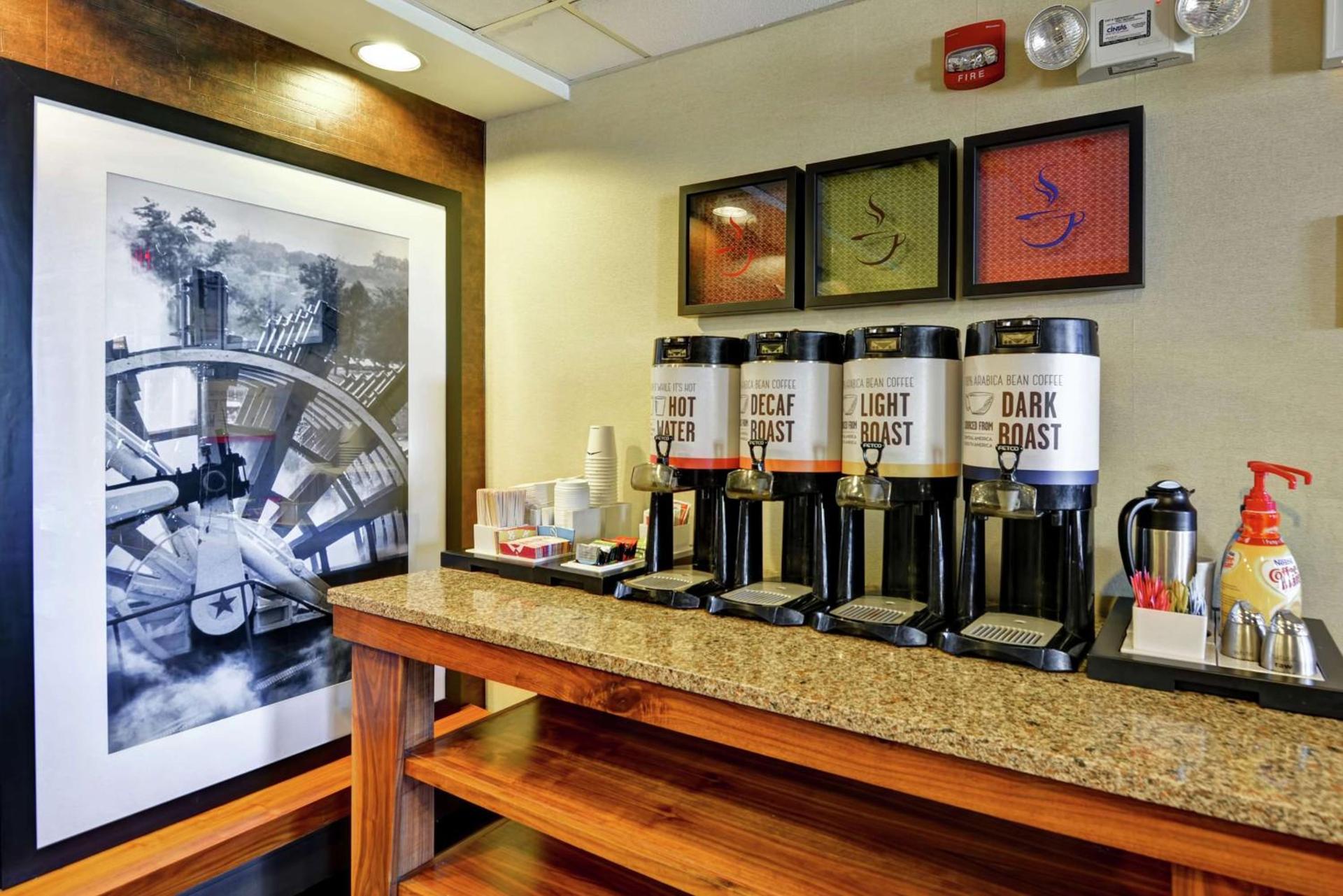 Hampton Inn Cincinnati Airport South photo 5
