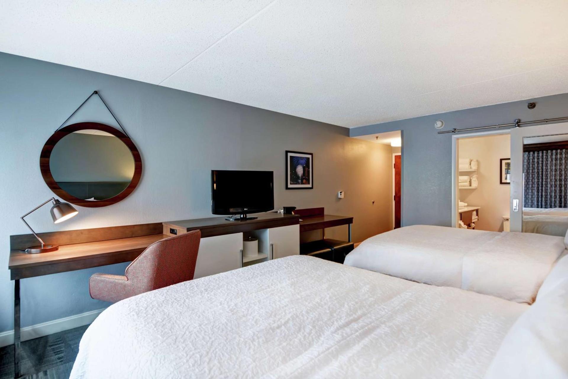 Hampton Inn Cincinnati Airport South photo 16