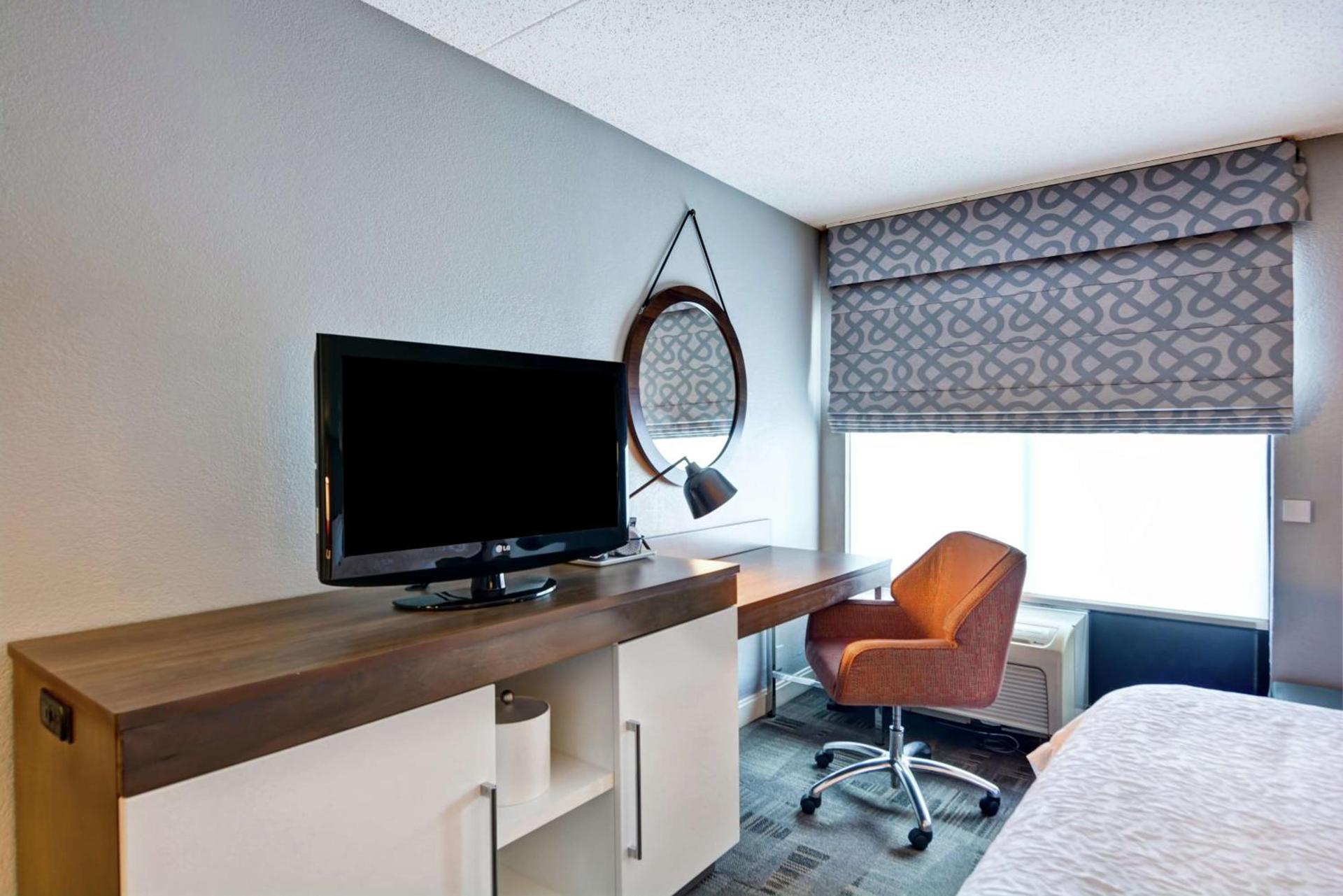 Hampton Inn Cincinnati Airport South photo 19