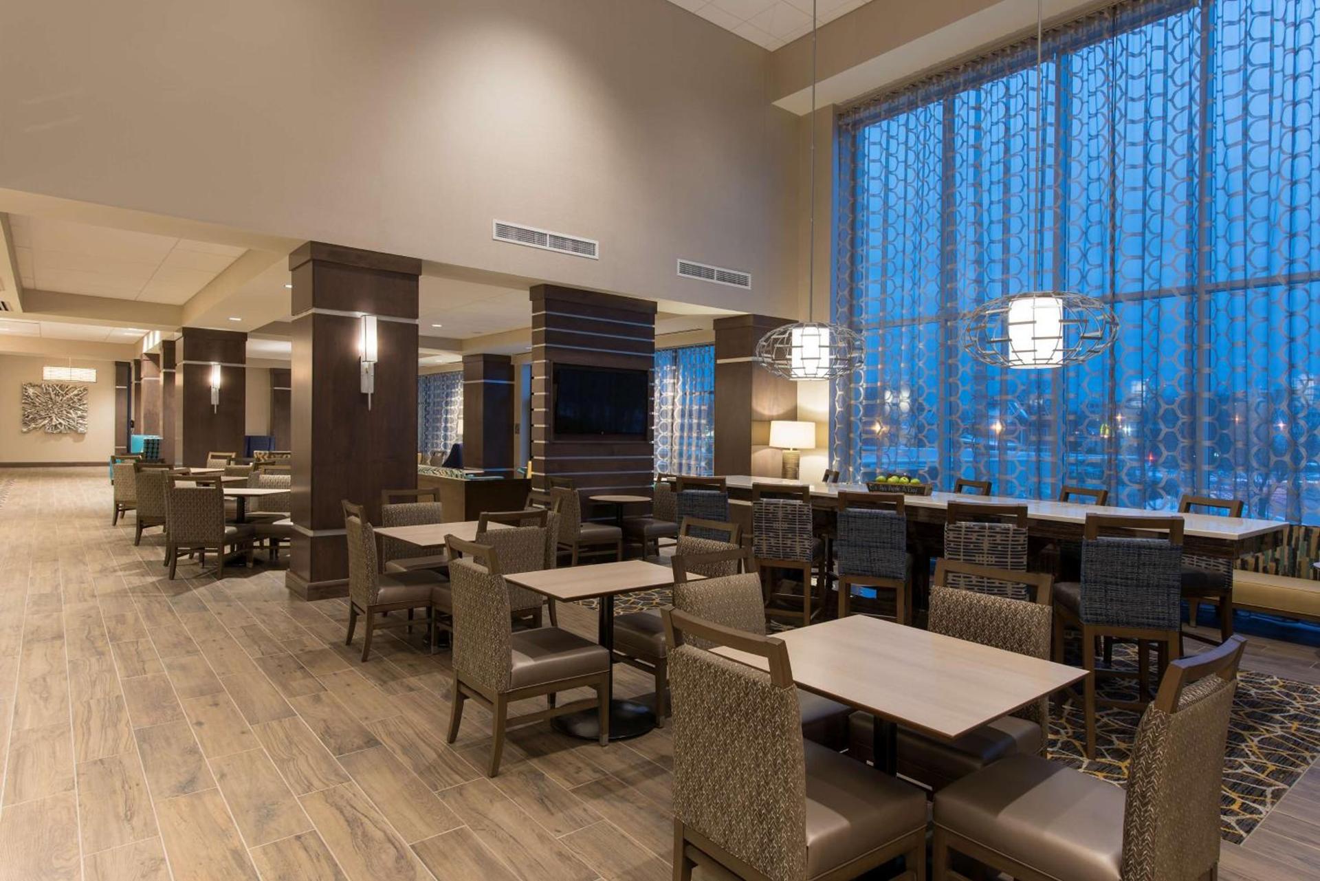 Hampton Inn & Suites Grand Rapids Downtown photo 13